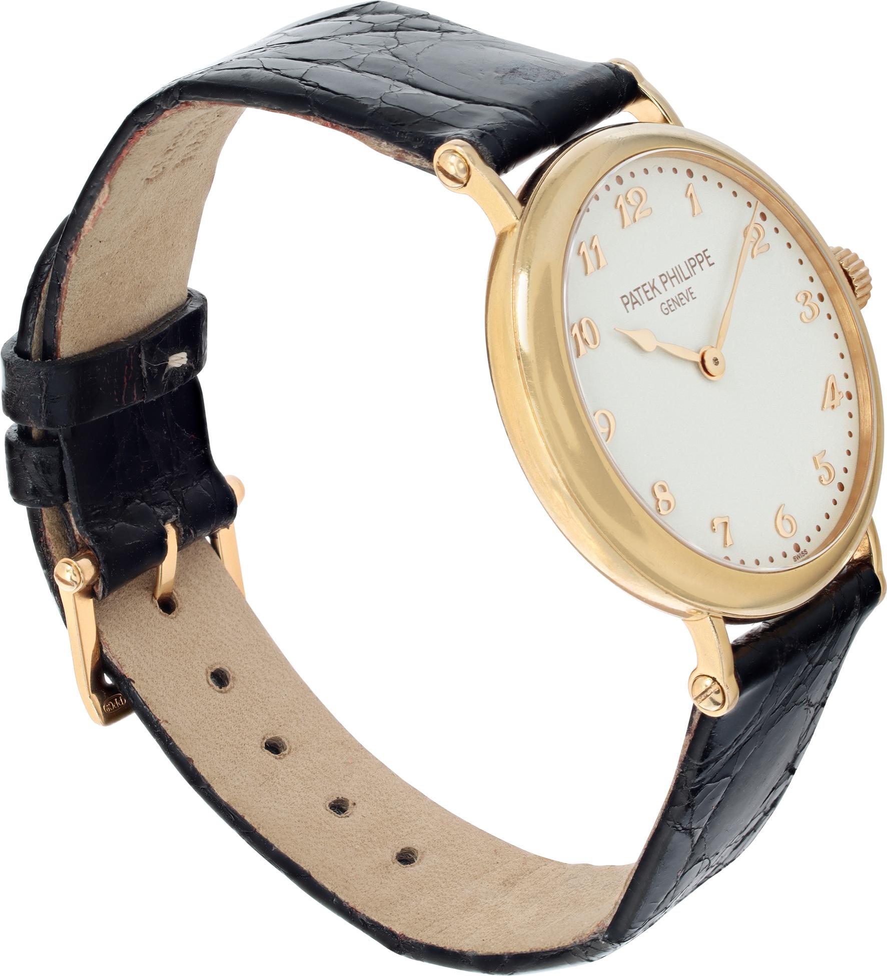 Patek Philippe Calatrava 34mm 7200r In Excellent Condition For Sale In Surfside, FL