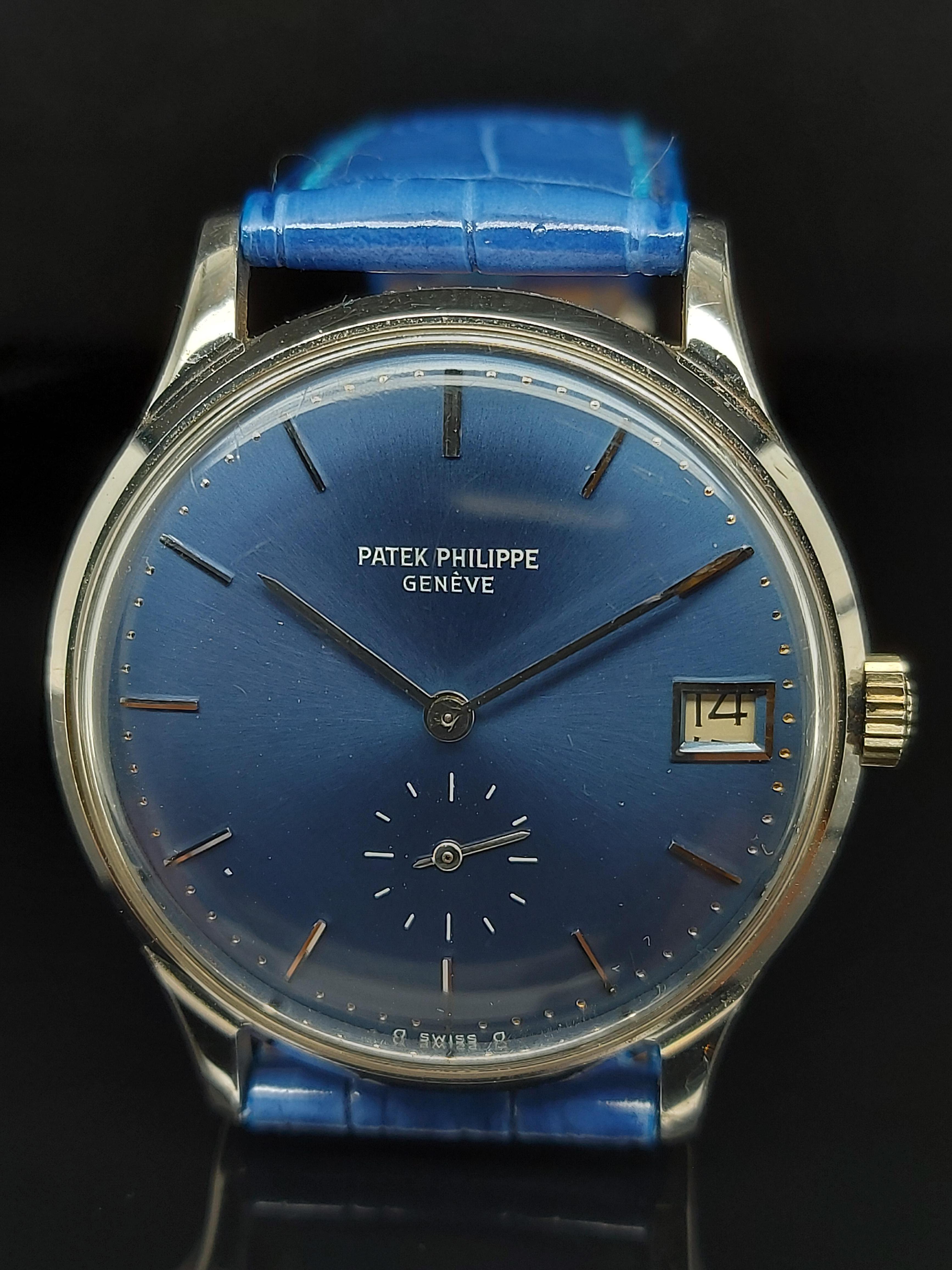 Patek Philippe Calatrava 3514 Armbanduhr:: Automatik:: 18kt Weißgold Wasserdichtes Gehäuse:: Blaues Zifferblatt

Uhrwerk: Automatisches Uhrwerk mit Selbstaufzug. 

Funktionen: Stunden:: Minuten:: kleine Sekunde:: Datumsanzeige auf der
