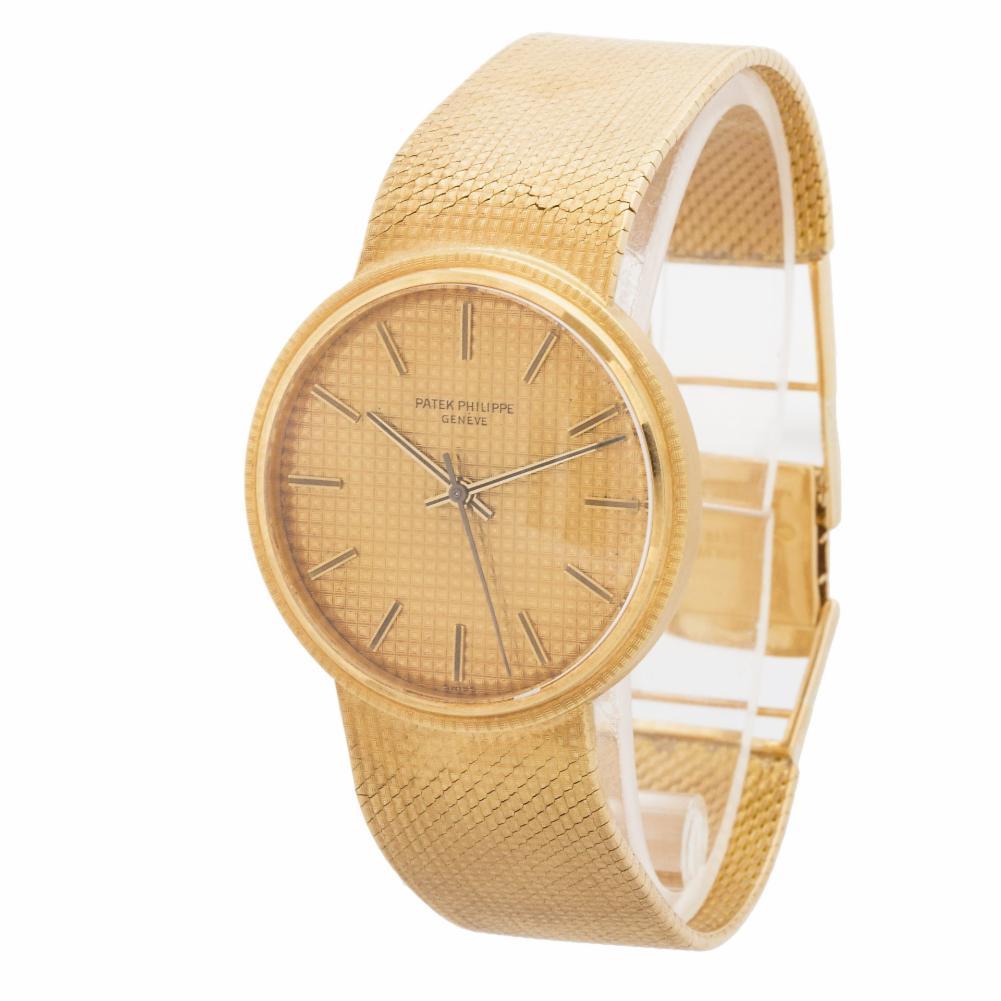 Patek Philippe Calatrava 3563-3:: goldenes Zifferblatt:: zertifiziert und mit Garantie (Zeitgenössisch)