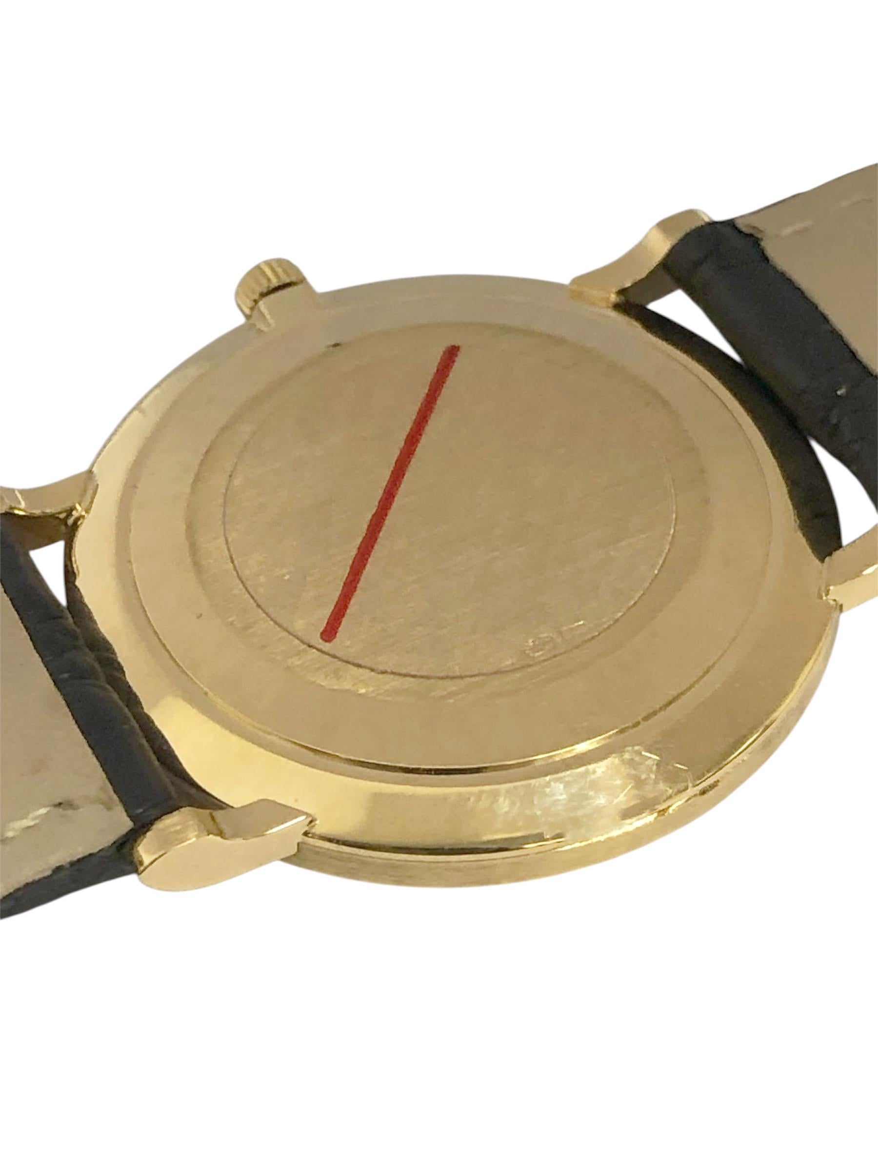 Patek Philippe Calatrava 3919 Yellow Gold Mechanical Wrist Watch complete set In Excellent Condition For Sale In Chicago, IL