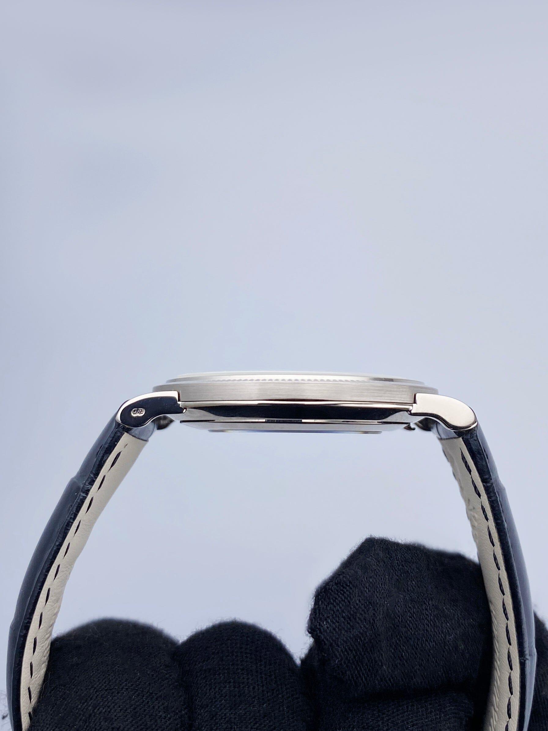 Patek Philippe Calatrava 5119G Herrenuhr mit Papieren im Angebot 3