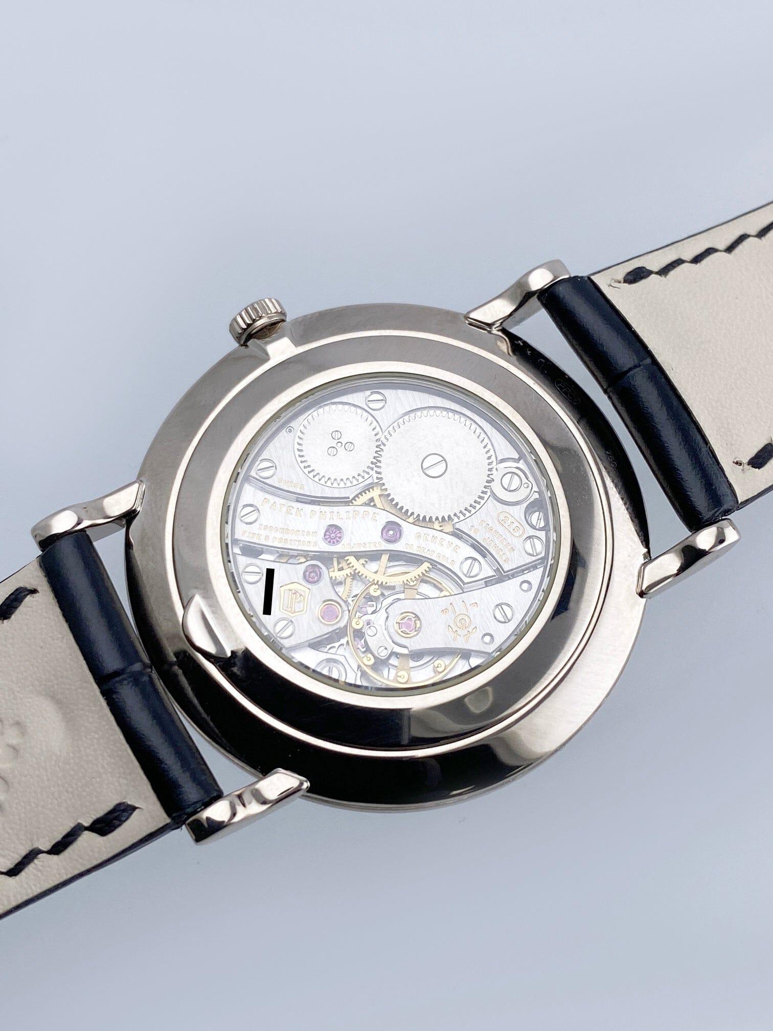 Patek Philippe Calatrava 5119G Herrenuhr mit Papieren im Angebot 6