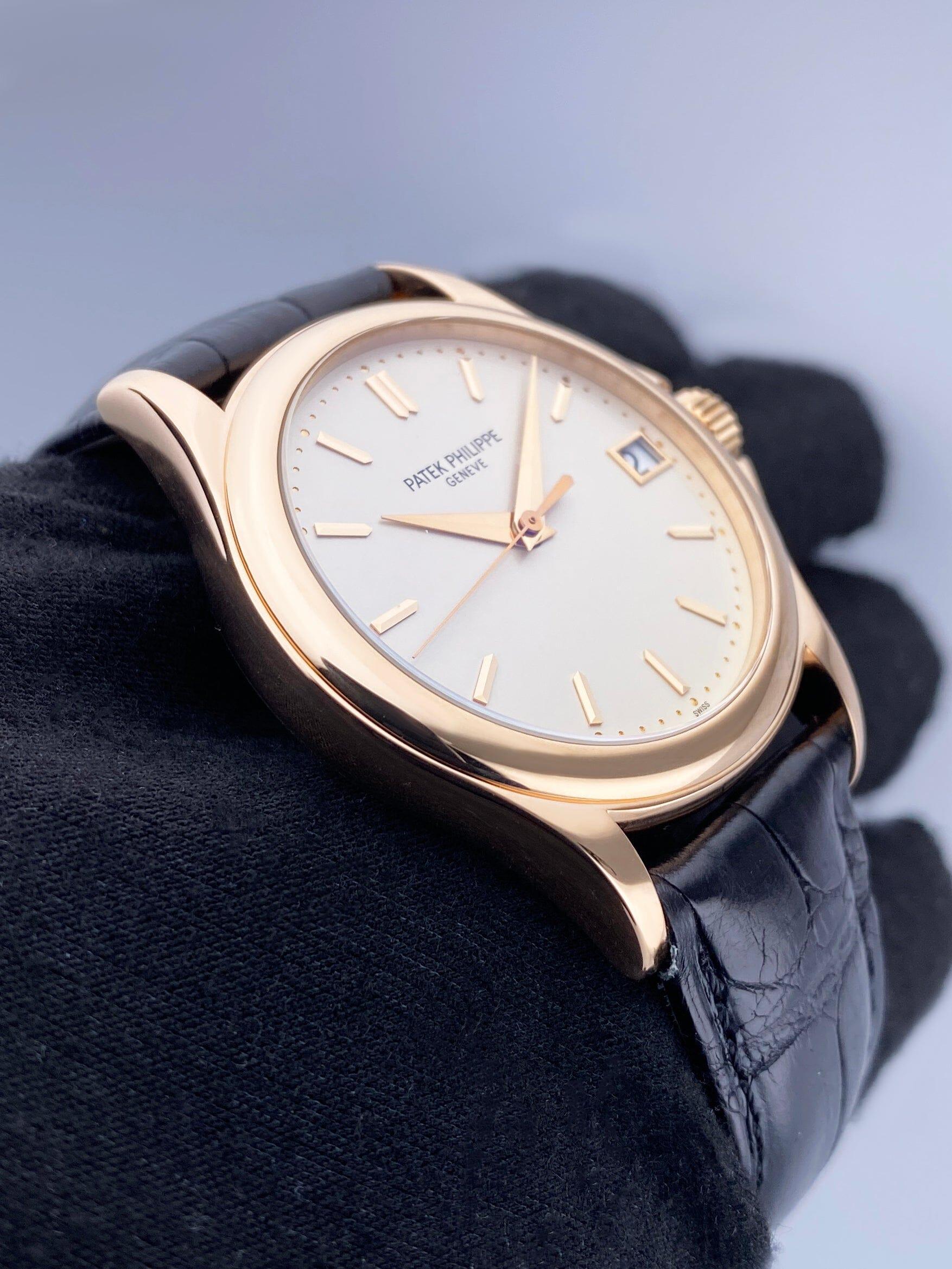 Patek Philippe Calatrava 5127R-001 Orologio da Uomo con Quadrante Argento e Documenti in vendita 1
