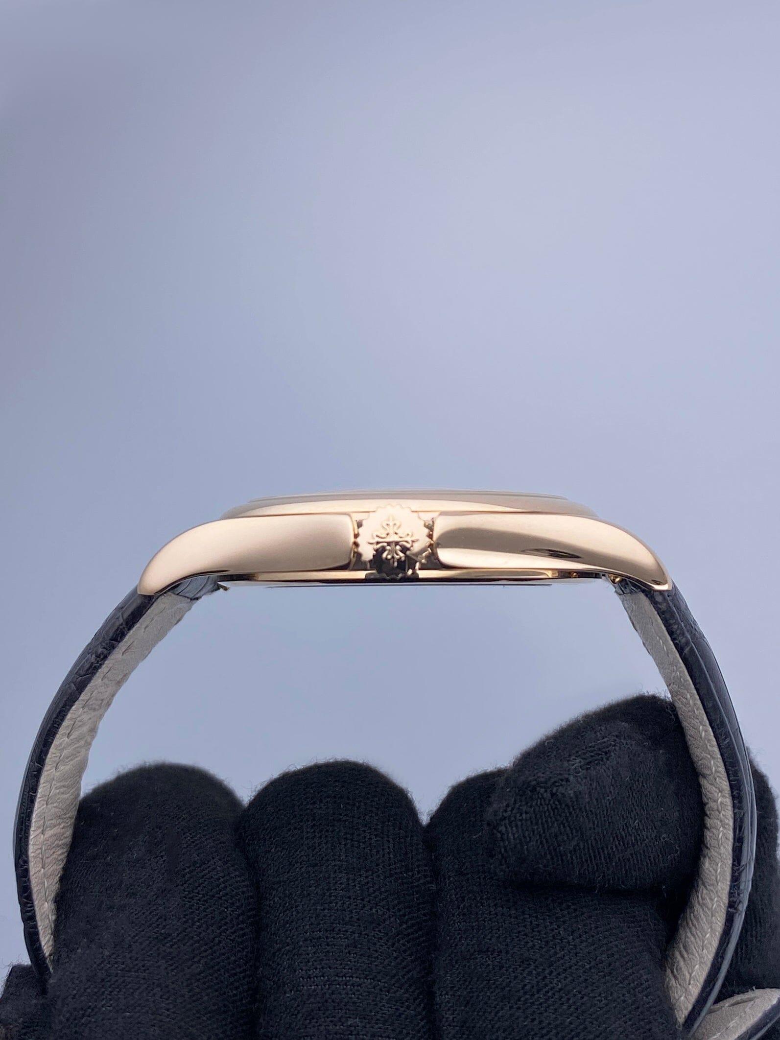 Patek Philippe Calatrava 5127R-001 Orologio da Uomo con Quadrante Argento e Documenti in vendita 2