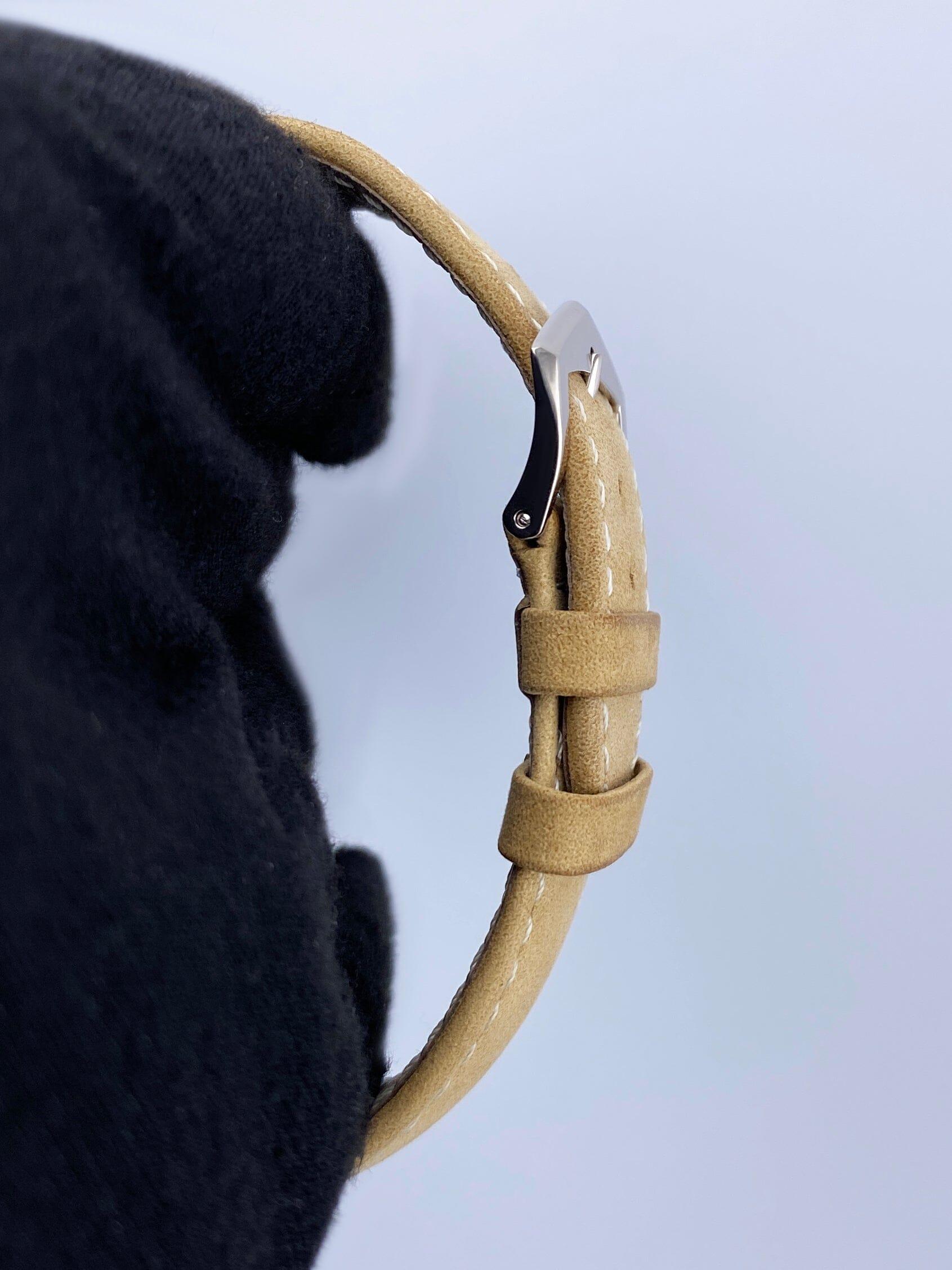 Patek Philippe Calatrava 5226G-001 Herrenuhr Box Papiere im Angebot 3