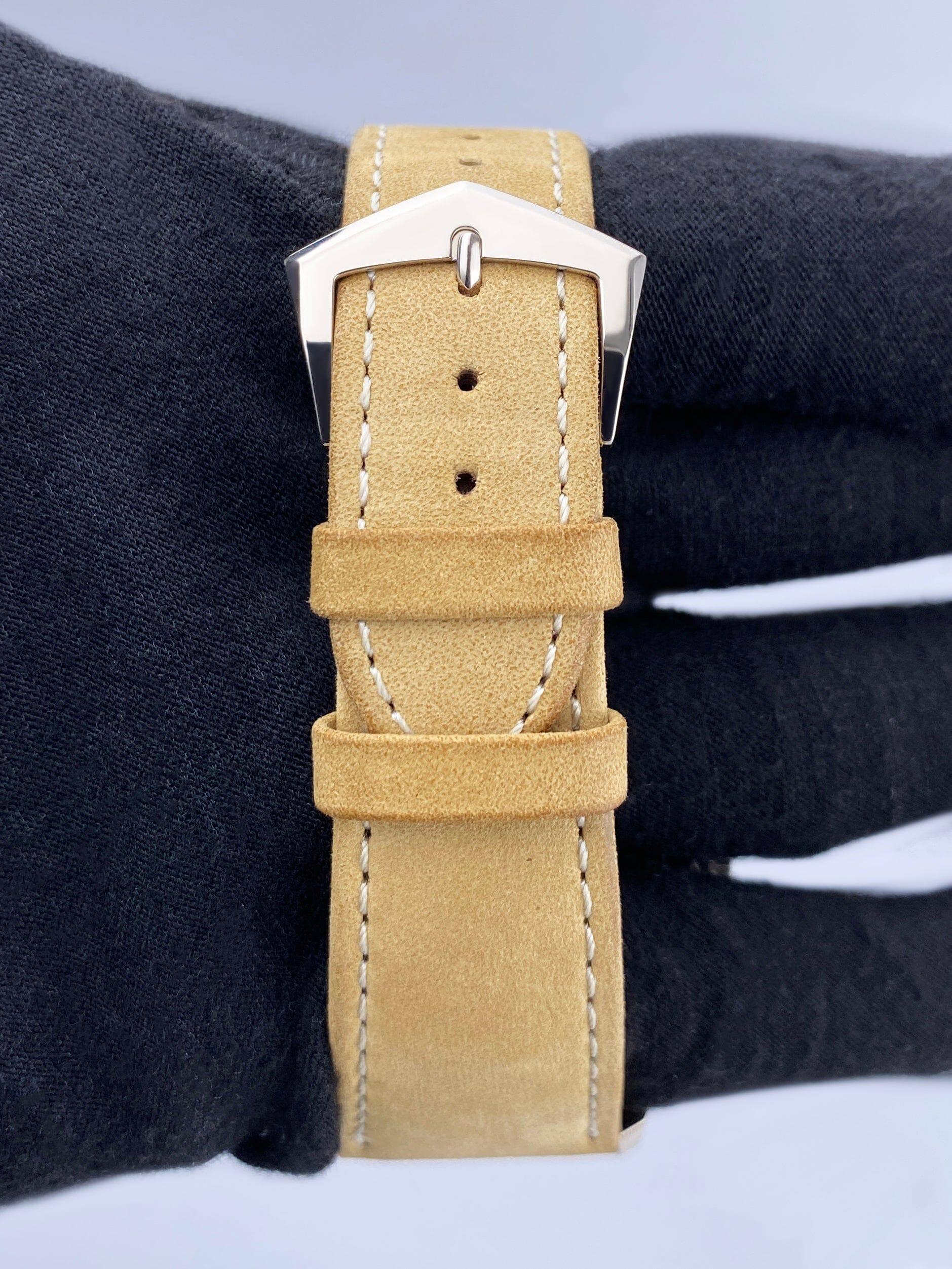 Patek Philippe Calatrava 5226G-001 Herrenuhr Box Papiere im Angebot 4