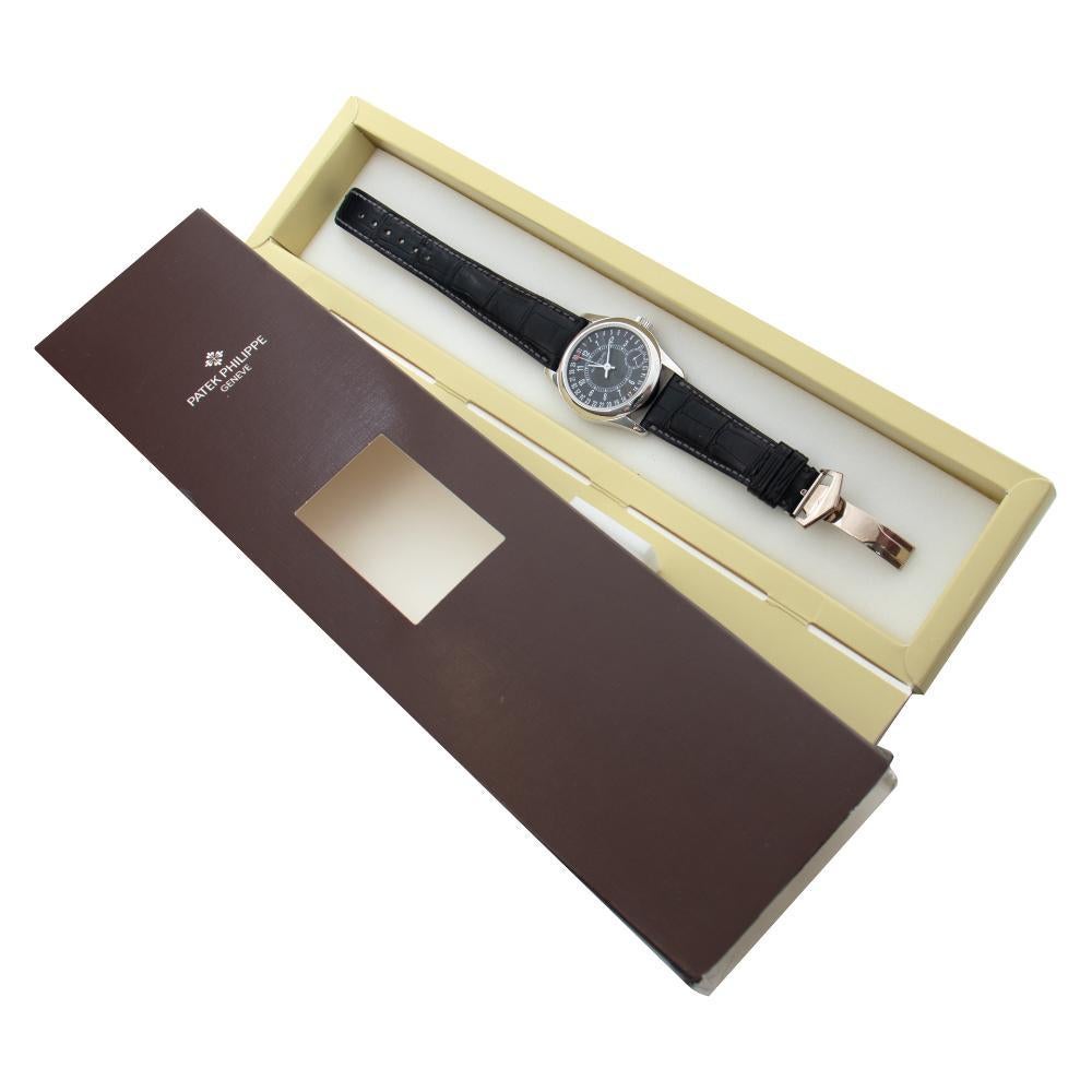 Patek Philippe Calatrava 6000g in White Gold w/ Black dial 37mm Automatic watch For Sale 1