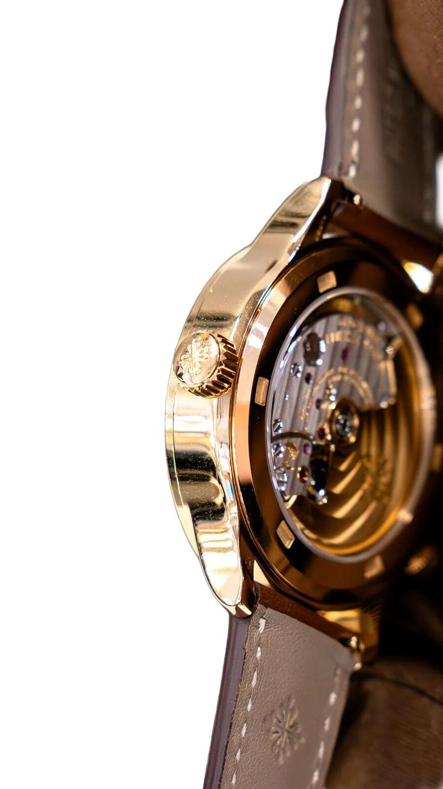 Orologio da donna Patek Philippe Calatrava Brown - 7234R-001 In condizioni Nuovo in vendita a New York, NY