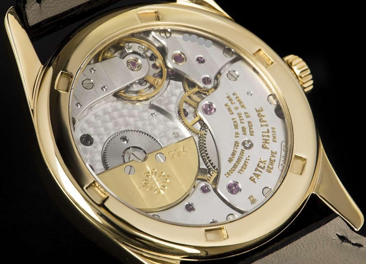 Patek Philippe Calatrava Gents Yellow Gold Black Dial 5000J Automatic Watch 2