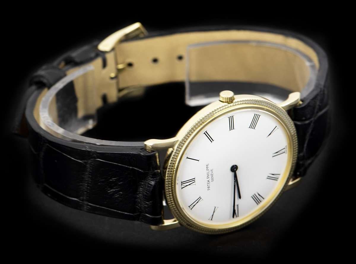 Men's Patek Philippe Calatrava Gold White Roman Dial 3520J Manual Wind Wristwatch