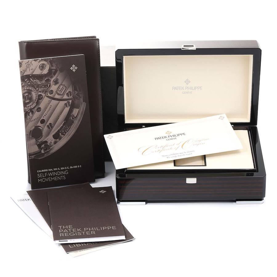 Patek Philippe Calatrava Hunter Case Yellow Gold Mens Watch 5227 Unworn For Sale 7