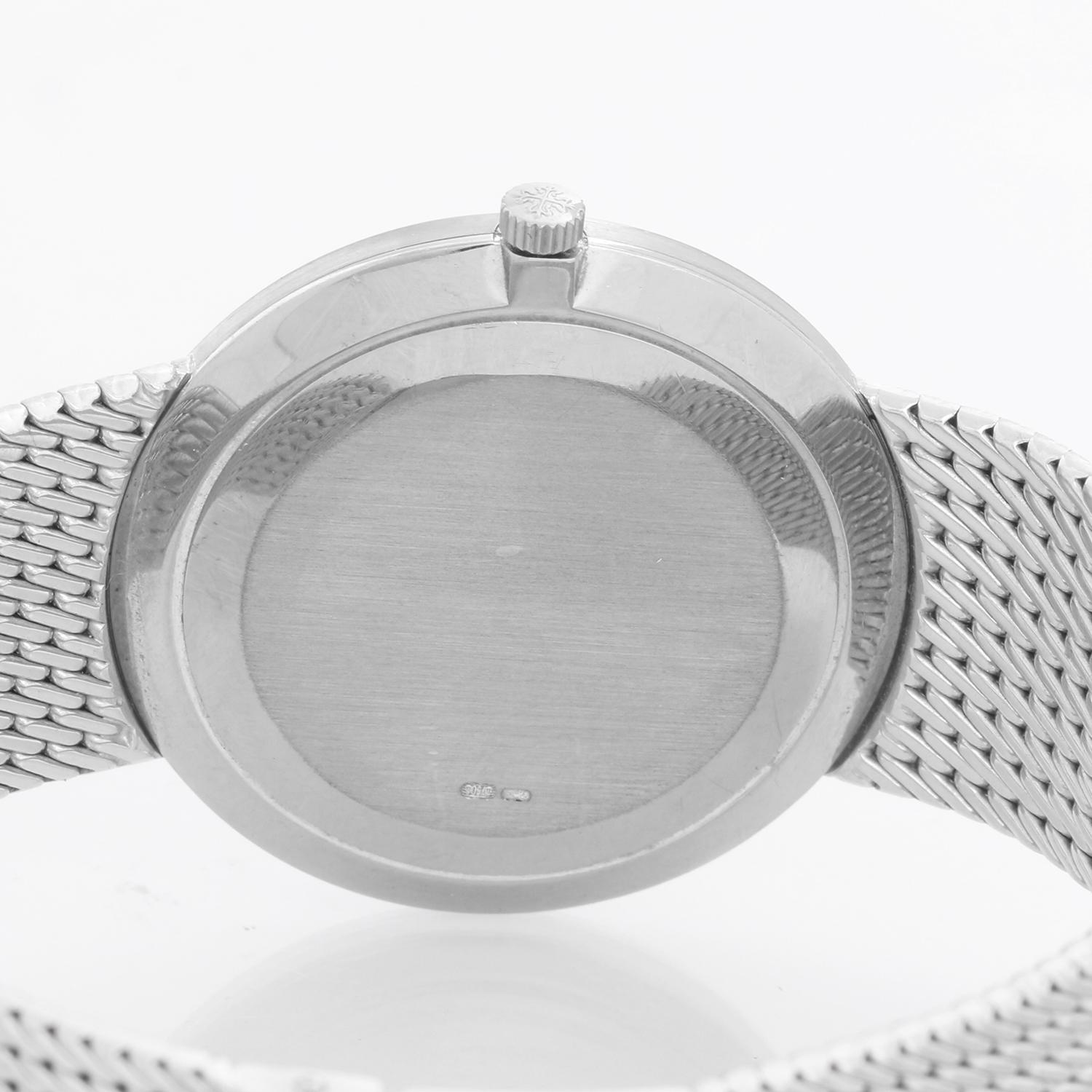 Patek Philippe Calatrava Men's 18k White Gold Watch. Ref. 3893 2