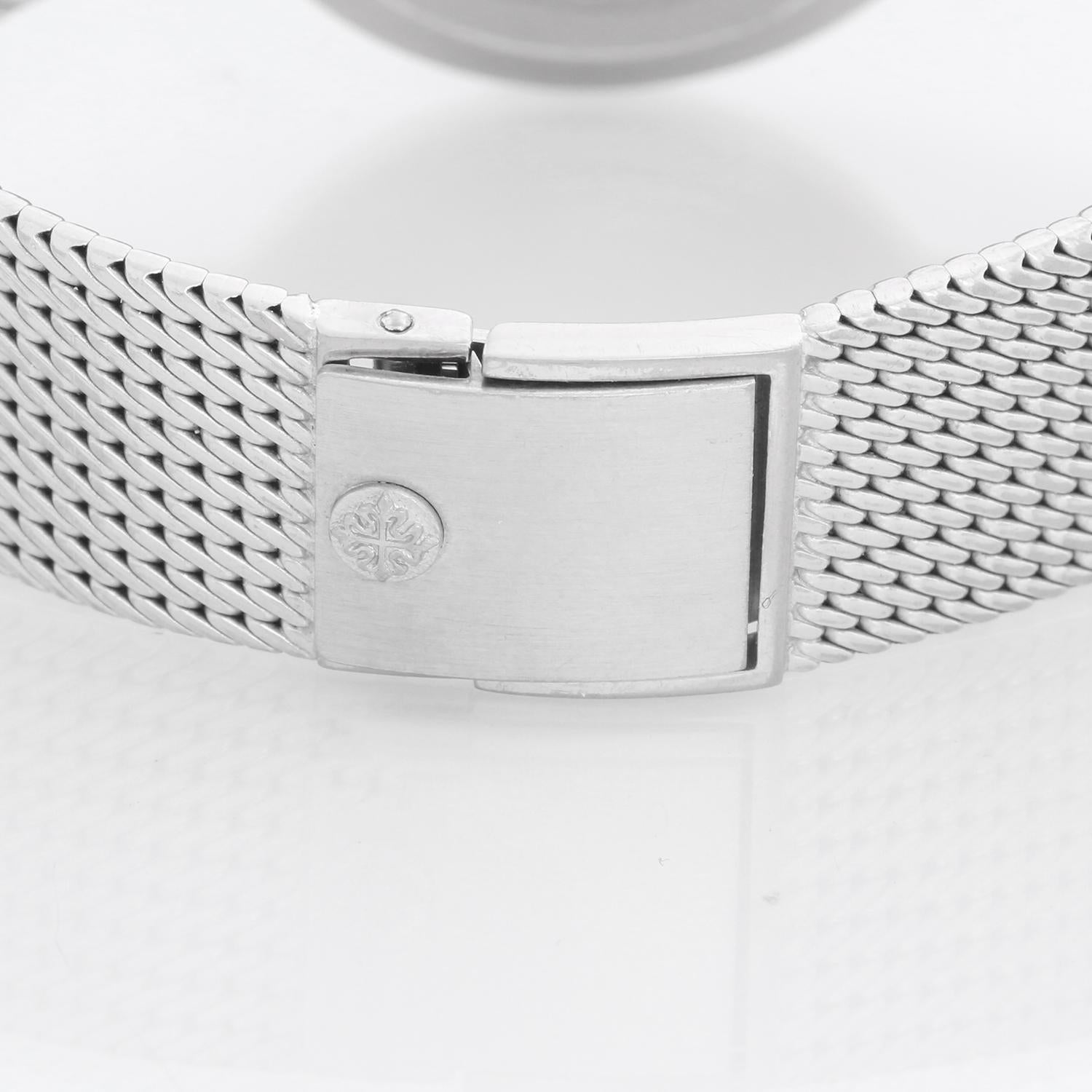 Patek Philippe Calatrava Men's 18k White Gold Watch. Ref. 3893 3
