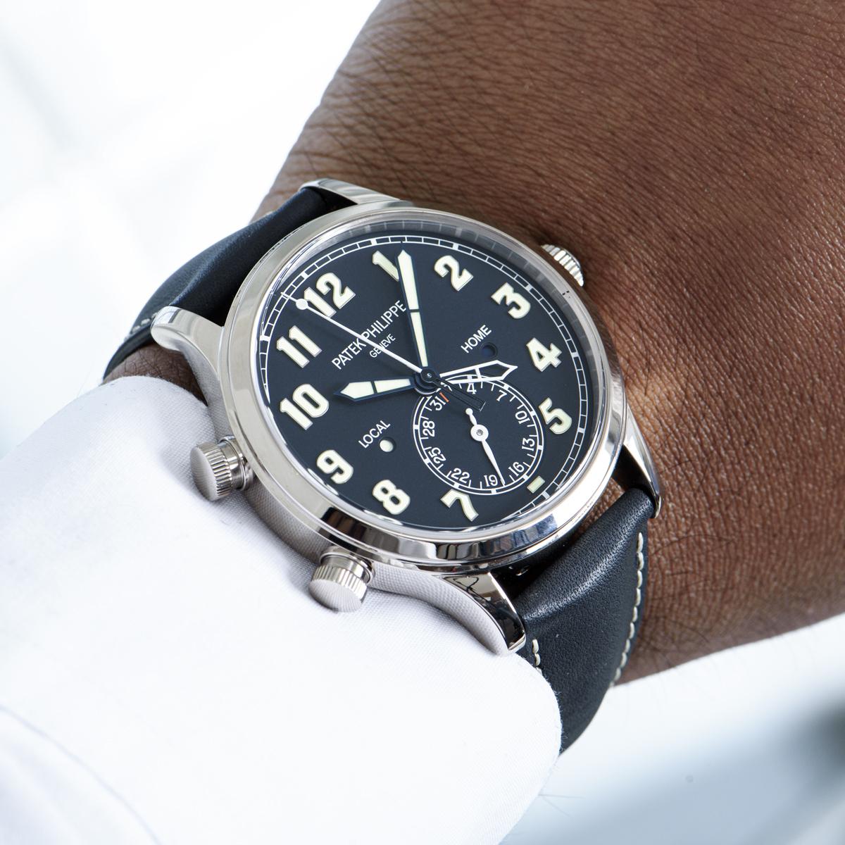 Men's Patek Philippe Calatrava Pilot Travel Time 5524G-001 Watch