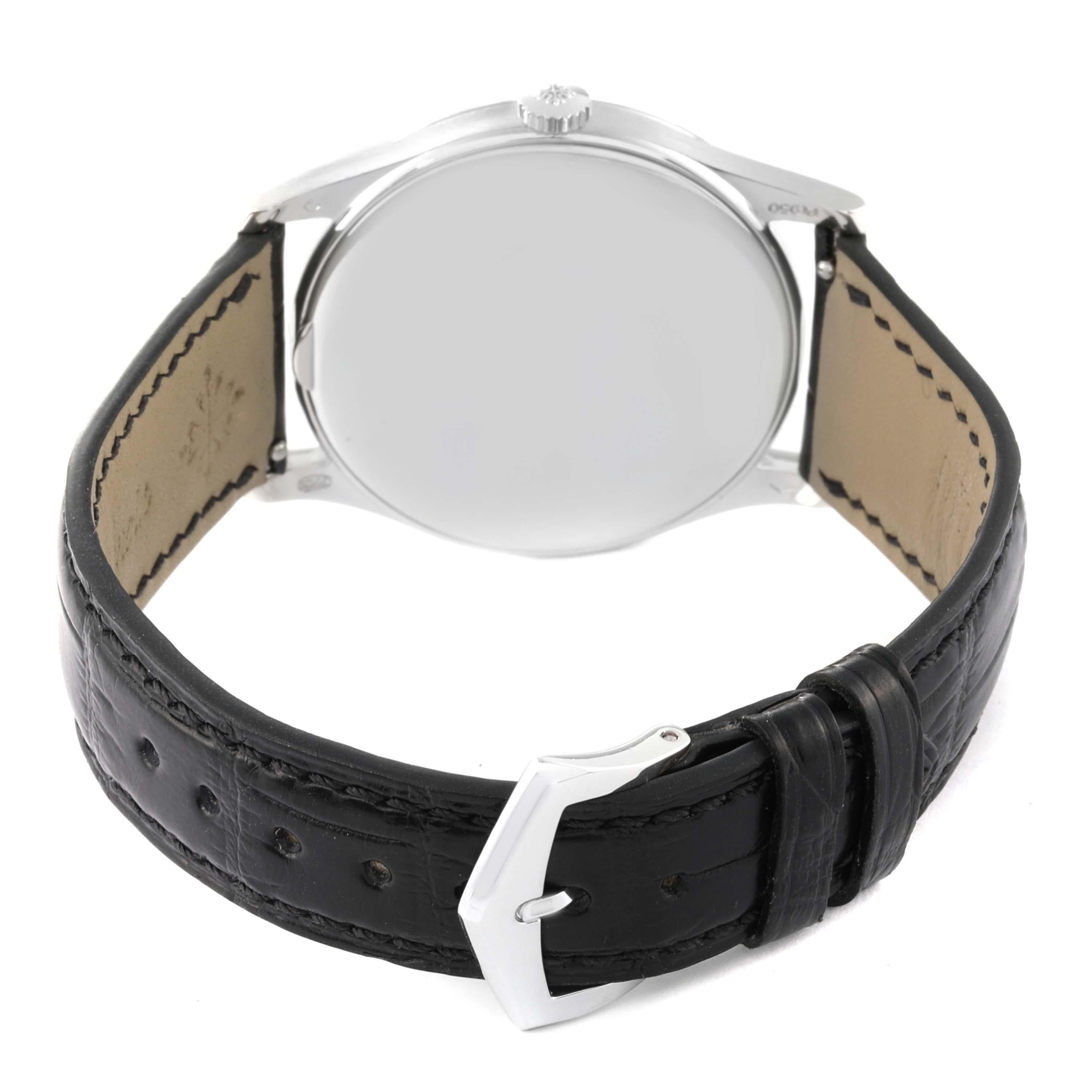 Patek Philippe Calatrava Platinum Mechanical Silver Dial Mens Watch 5196 en vente 3
