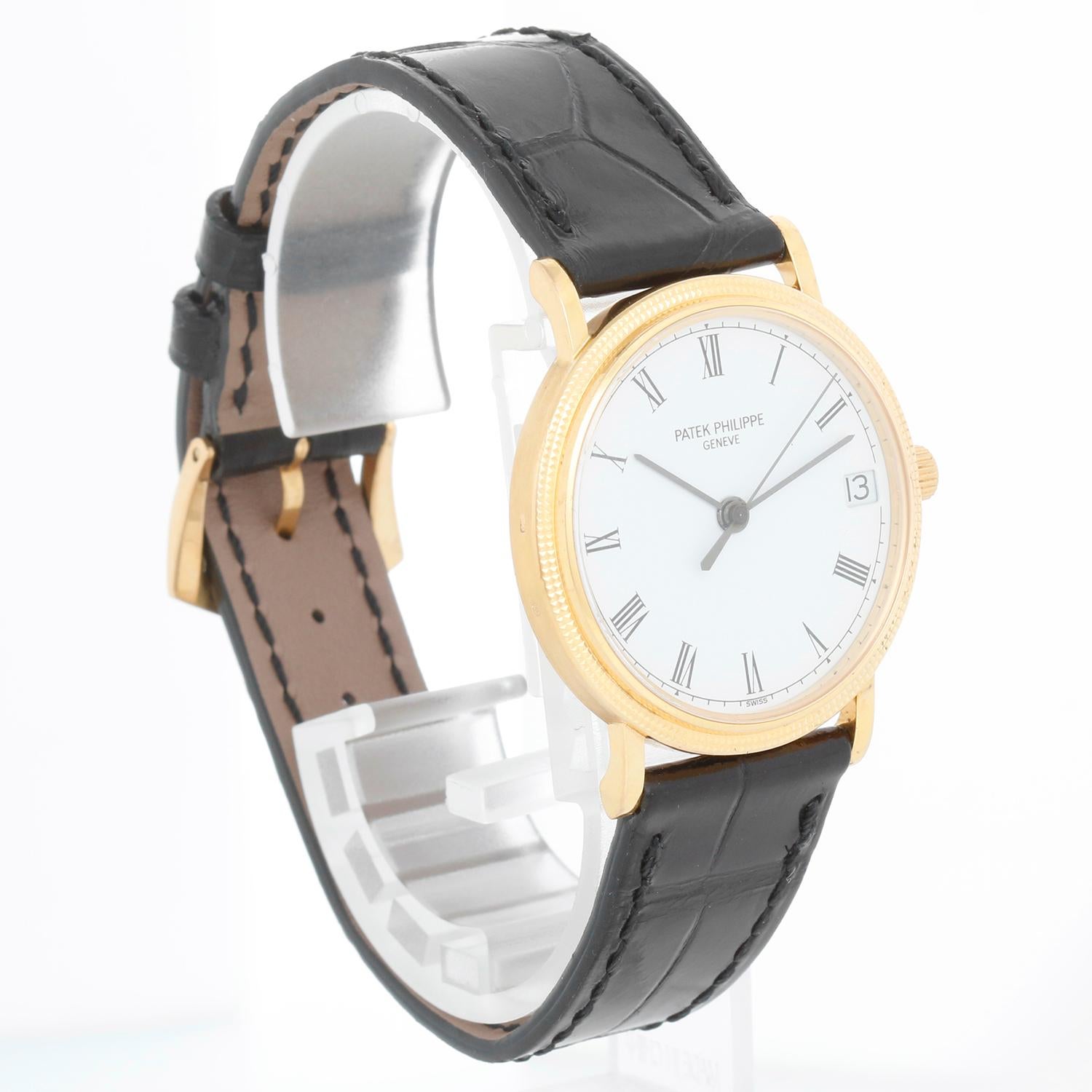Patek Philippe Calatrava Ref. 3802/200 Montre Homme Hobnail Excellent état - En vente à Dallas, TX