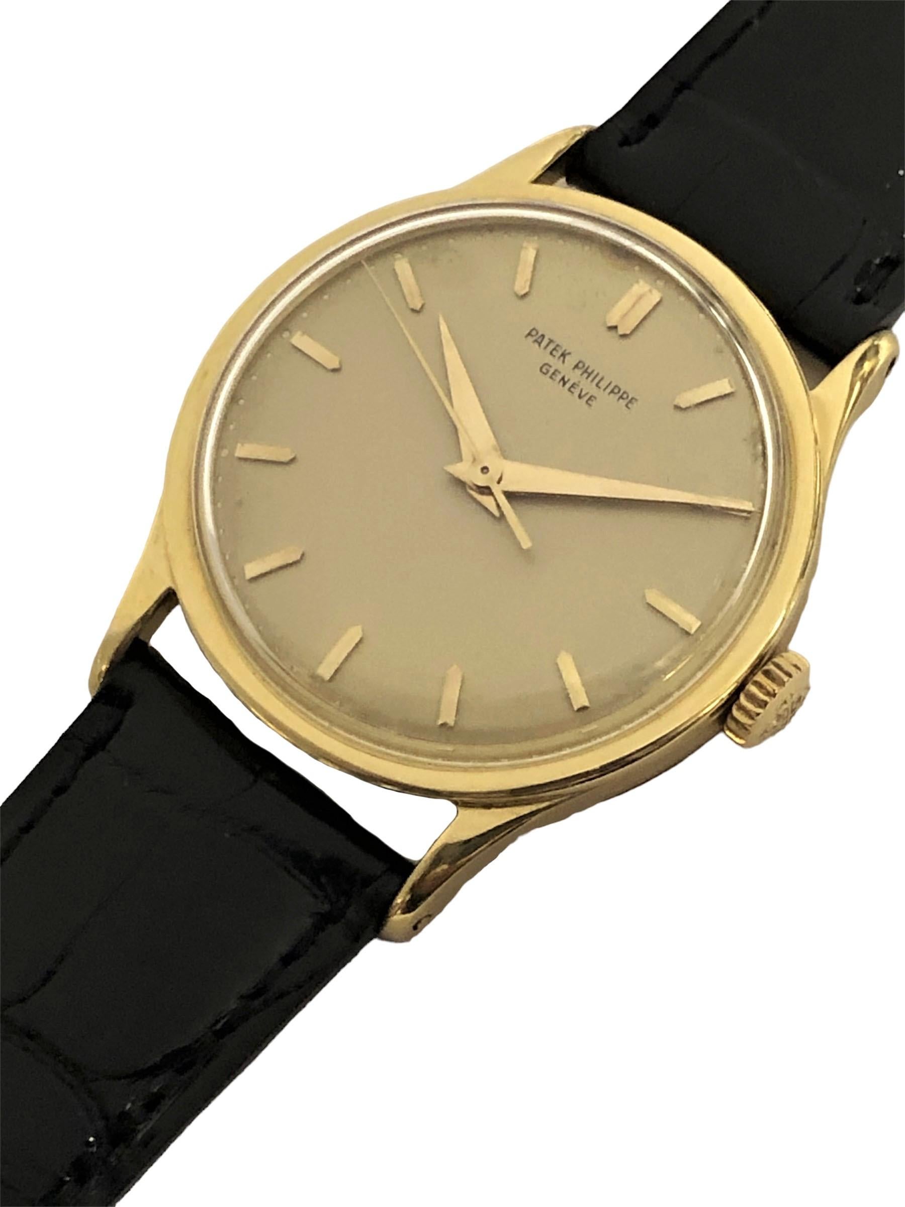 Patek Philippe Calatrava Ref 570 Gelbgold Vintage-Armbanduhr für Damen oder Herren im Angebot