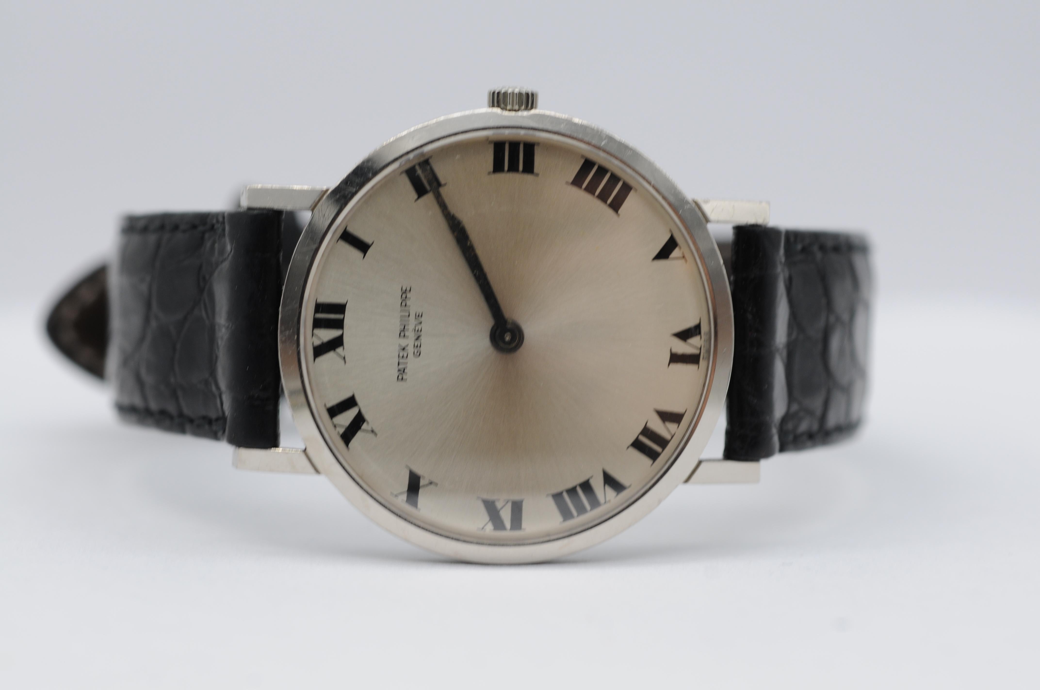 Women's or Men's Patek Philippe Calatrava Vintage 18K White Gold 31mm Manual Wind Ref. 3512 For Sale