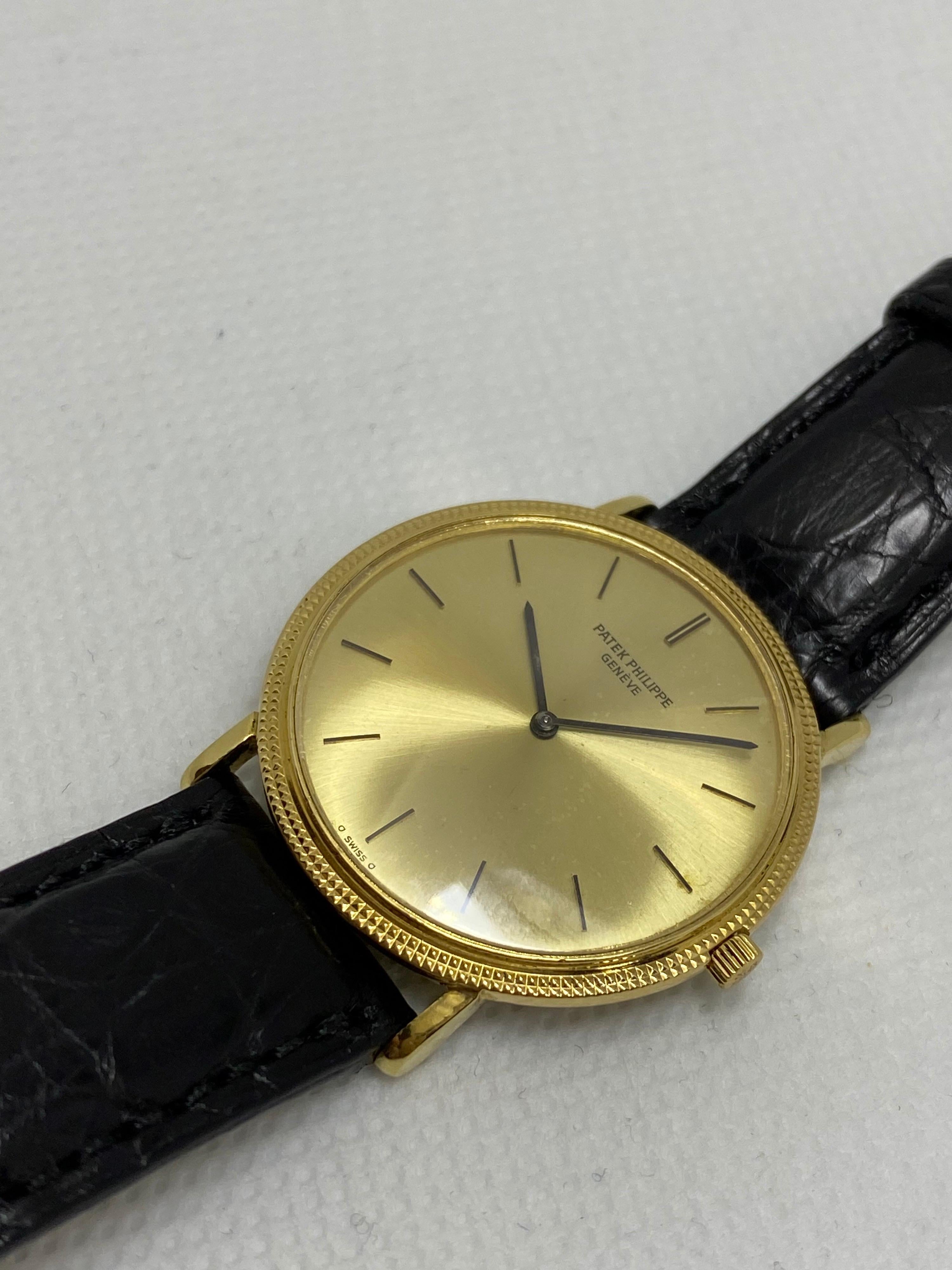 Vintage Patek Philippe Calatrava Yellow Gold Champagne Dial 3520/10 1