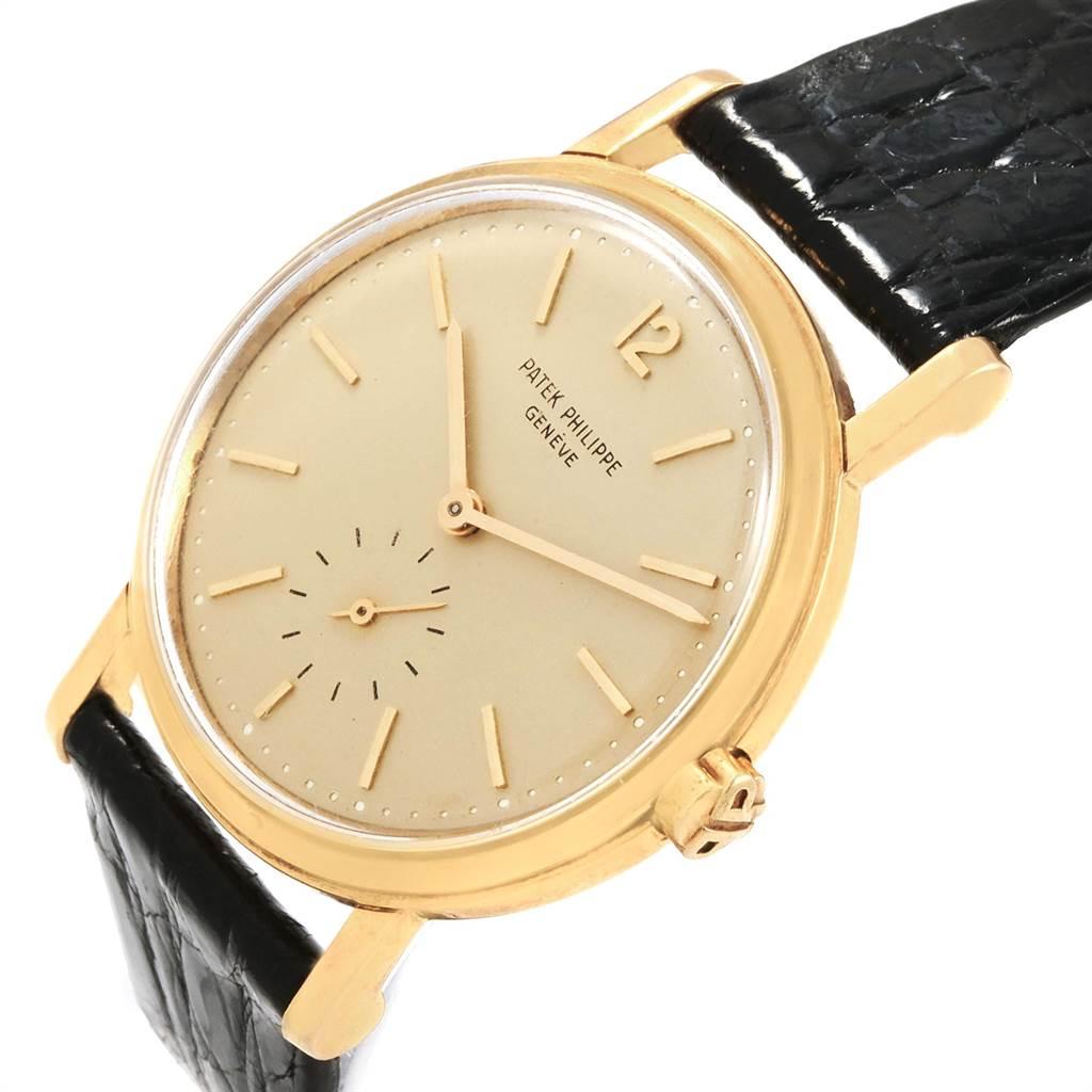 Patek Philippe Calatrava Vintage Yellow Gold Automatic Men's Watch 3435 In Good Condition In Atlanta, GA