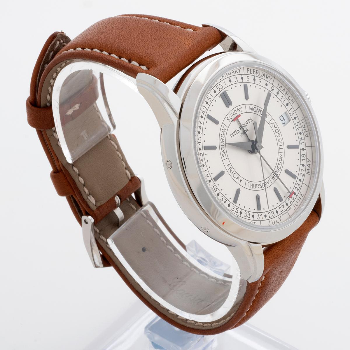 Patek Philippe Calatrava Weekly Calendar Wristwatch ref 5212A-001, Year 2023 In Excellent Condition In Canterbury, GB