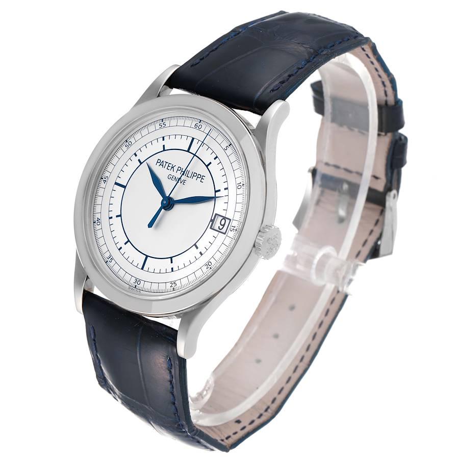 Patek Philippe Calatrava Montre automatique pour homme avec cadran en or blanc et argent 5296 Pour hommes en vente