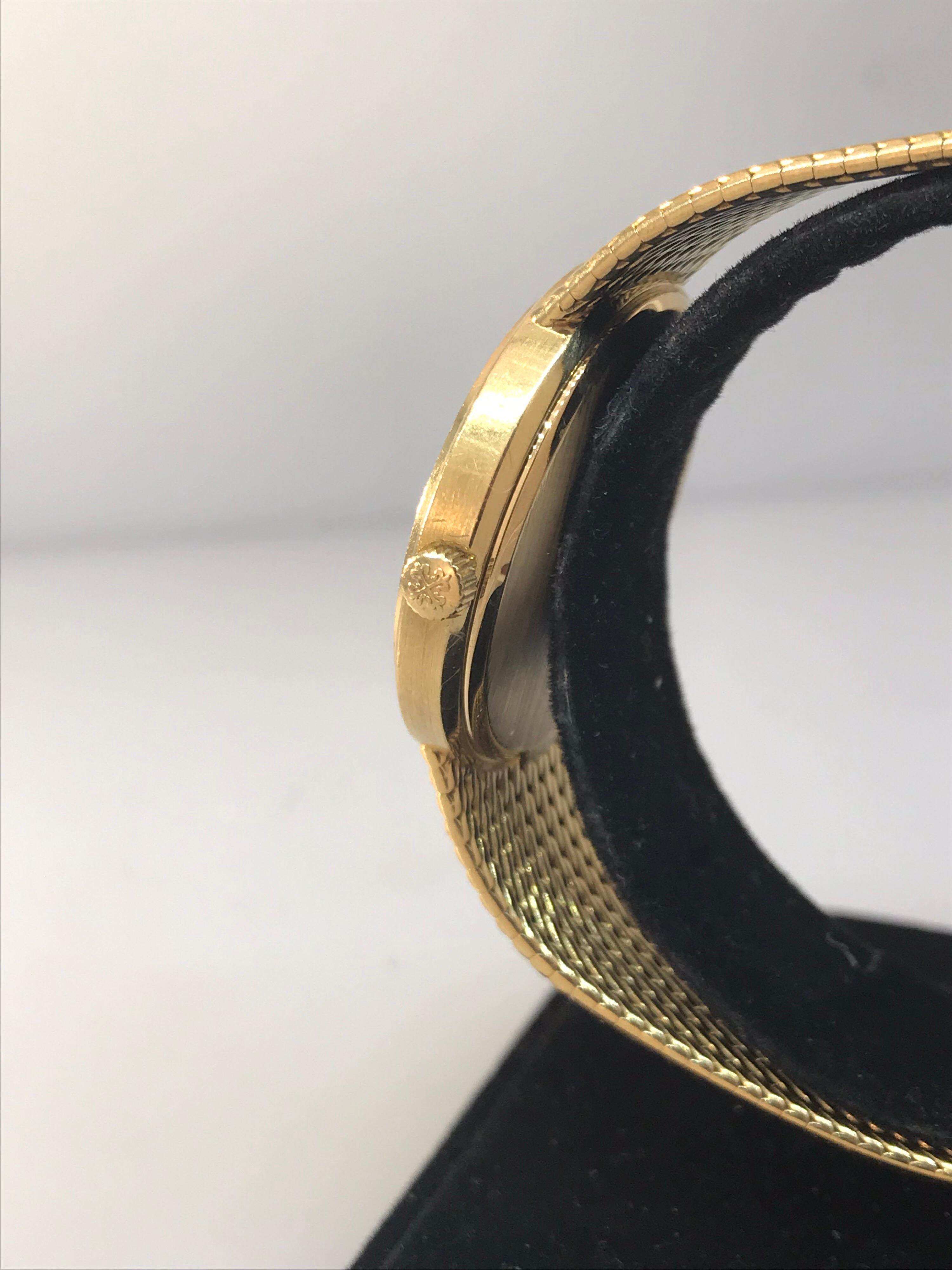 Patek Philippe Calatrava Yellow Gold Automatic Bracelet Men's Watch 3802/205J 3