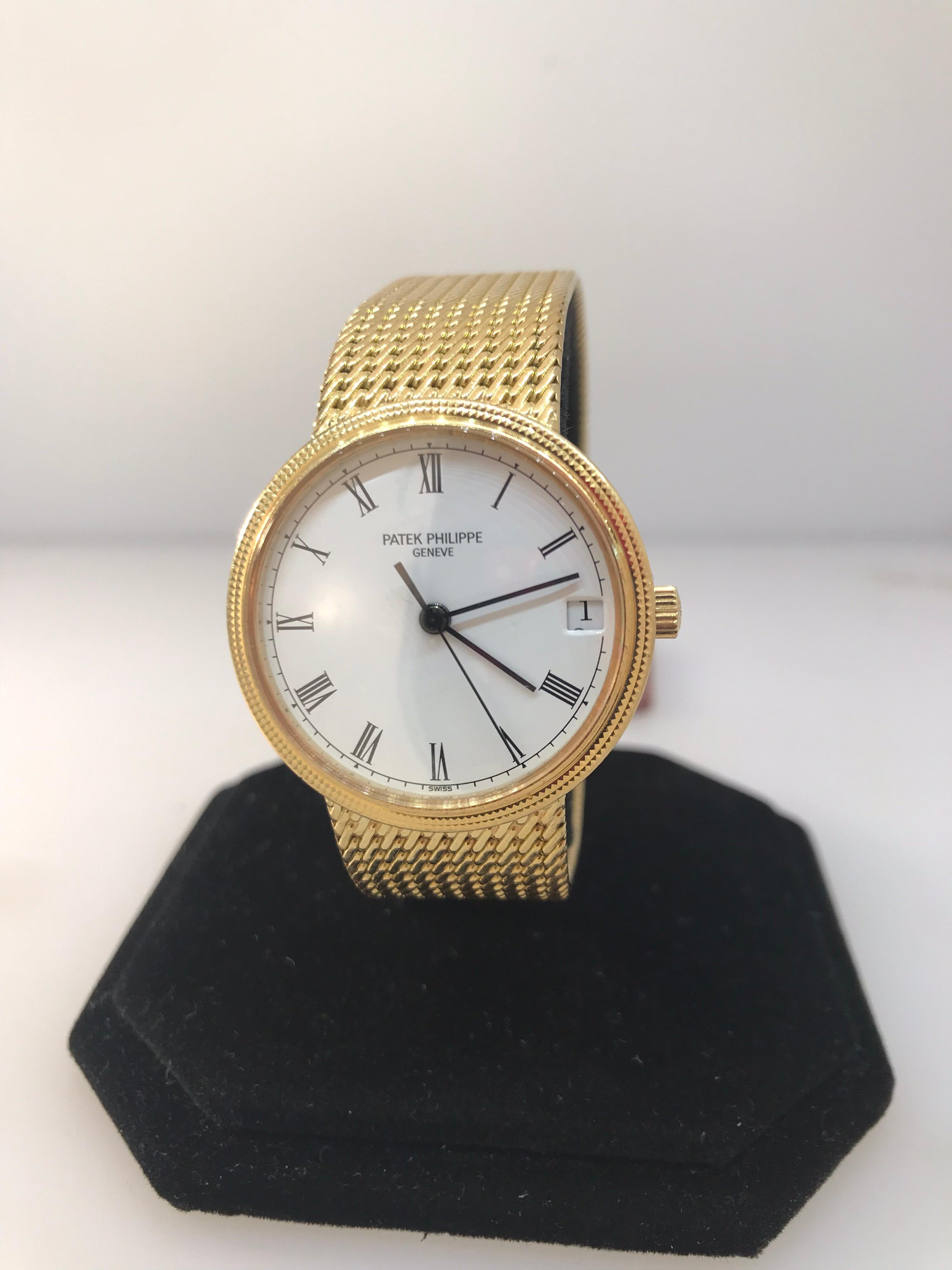 Patek Philippe Calatrava Men's Watch

Model Number: 3802/205J

100% Authentic

Pre owned in excellent condition

Comes with generic watch box

18 Karat Yellow Gold Case & Bracelet

White Dial

Roman Numeral Hour Markers

Case Diameter: 34mm