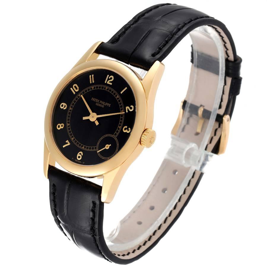 Automatik-Herrenuhr von Patek Philippe Calatrava, Gelbgold, schwarzes Zifferblatt 5000 im Angebot 1