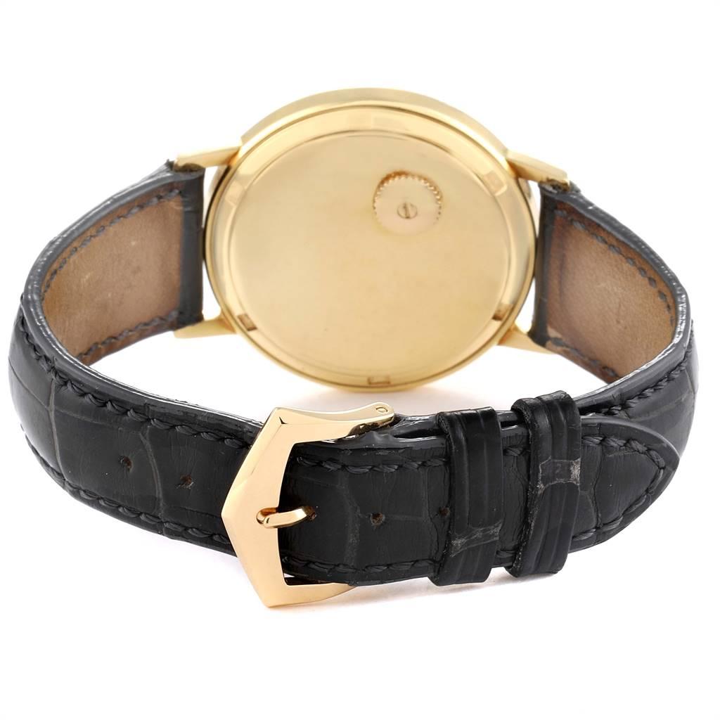 Patek Philippe Calatrava Yellow Gold Blue Dial Vintage Men's Watch 3569 For Sale 2