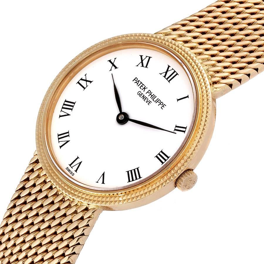 Damenuhr 4819, Calatrava Gelbgold, Hobnail-Lünette, von Patek Philippe im Angebot 2