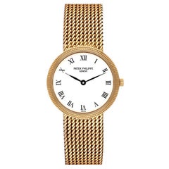 Damenuhr 4819, Calatrava Gelbgold, Hobnail-Lünette, von Patek Philippe