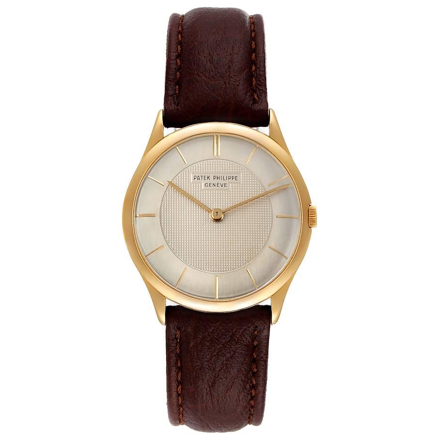 Patek Philippe Calatrava Gelbgold Vintage Herrenuhr 2507. Uhrwerk mit Handaufzug. gehäuse aus 18k Gelbgold, 32,5 mm. . Acrylglas. Silbernes Zifferblatt mit strukturierter Mitte und applizierten Stabindexen und Zeigern aus Gelbgold. Individuelles