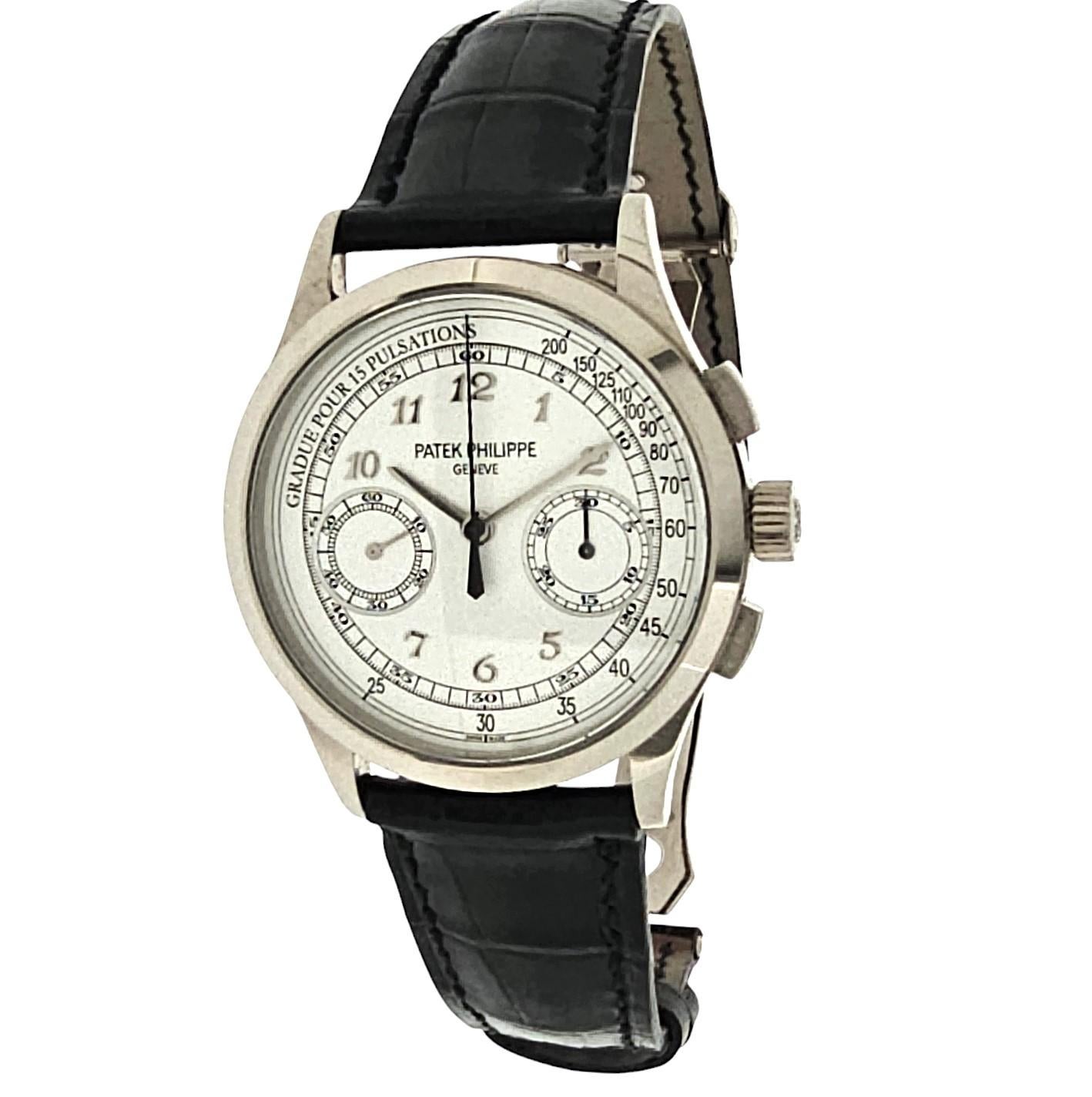 Patek Philippe Chronograph 5170G-001 manual-wind -39.5mm Circa 2017 Full Set In Excellent Condition For Sale In Santa Monica, CA
