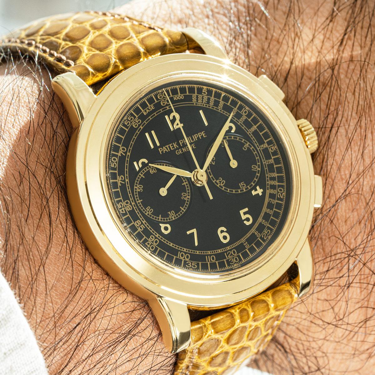 Patek Philippe Chronograph Yellow Gold 5070J-001 In Good Condition In London, GB