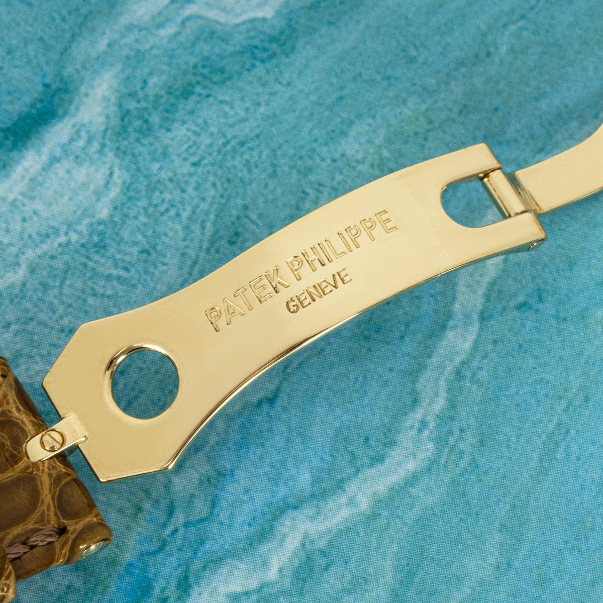 Patek Philippe Chronograph Yellow Gold 5070J-001 3
