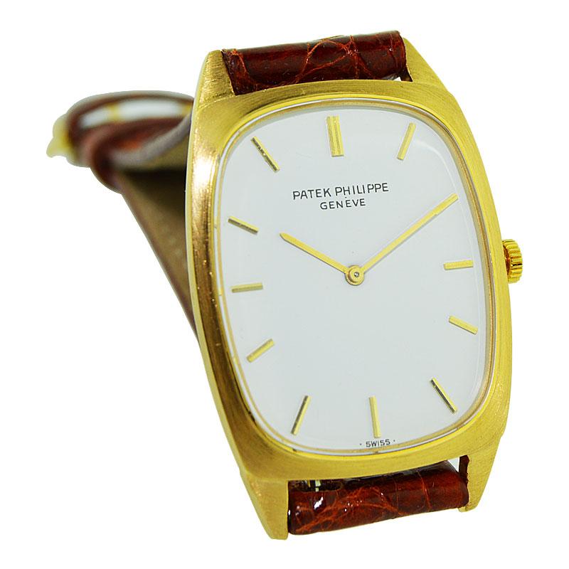 Patek Philippe & Cie 18 Karat Yellow Gold Tonneau Shaped Wrist Watch, circa 1975 2