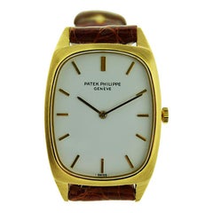 Vintage Patek Philippe & Cie 18 Karat Yellow Gold Tonneau Shaped Wrist Watch, circa 1975