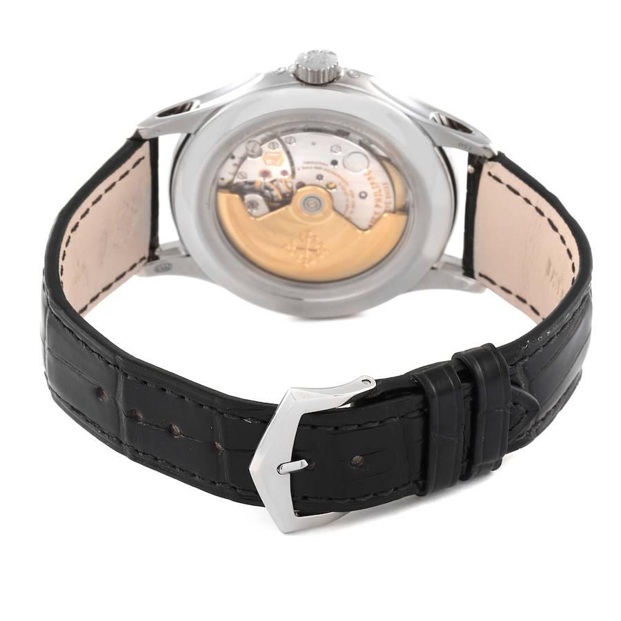 Weißgold-Herrenuhr 5205 mit Jahreskalender und Komplikationen von Patek Philippe im Angebot 5