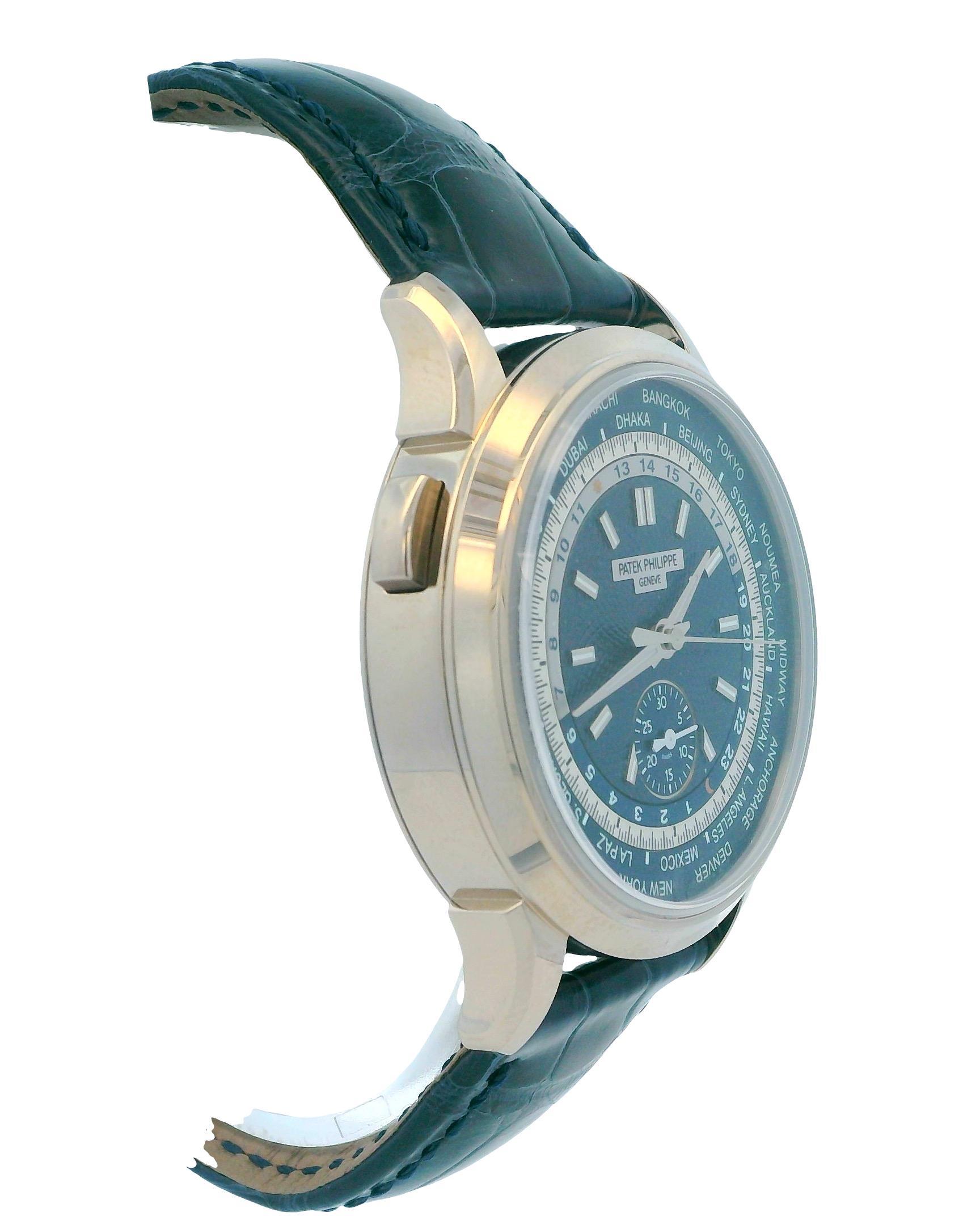 Patek Philippe Complications World Time 5930G Watch Box & Papers In Good Condition For Sale In Great Neck Plaza, NY