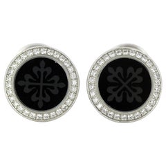 Patek Philippe Cufflinks Calatrava in 18 Karat Gold with Black Onyx and Diamonds