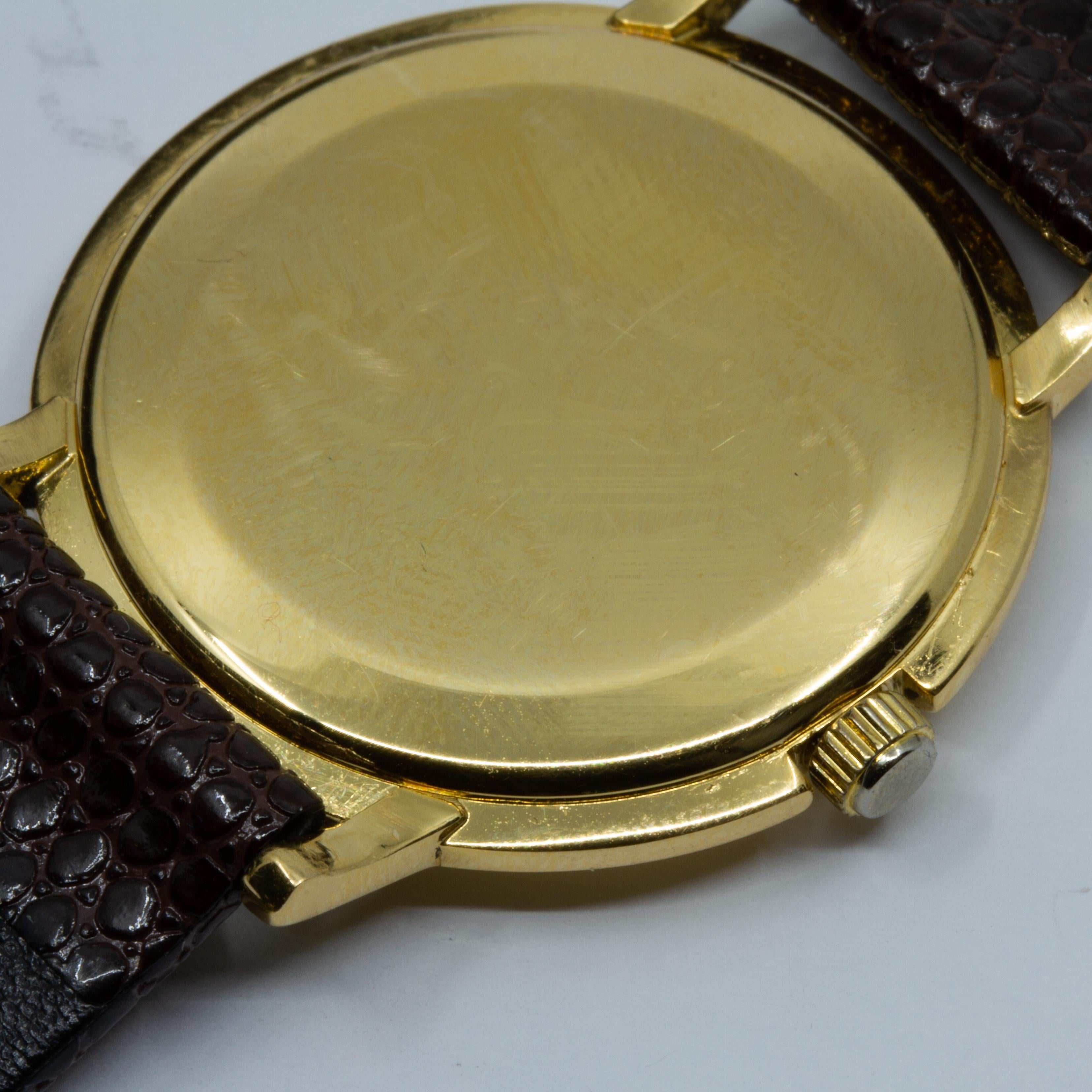 Patek Philippe Disco Volante 18 Karat Yellow Gold Men's Wristwatch In Good Condition In Kingston, NY
