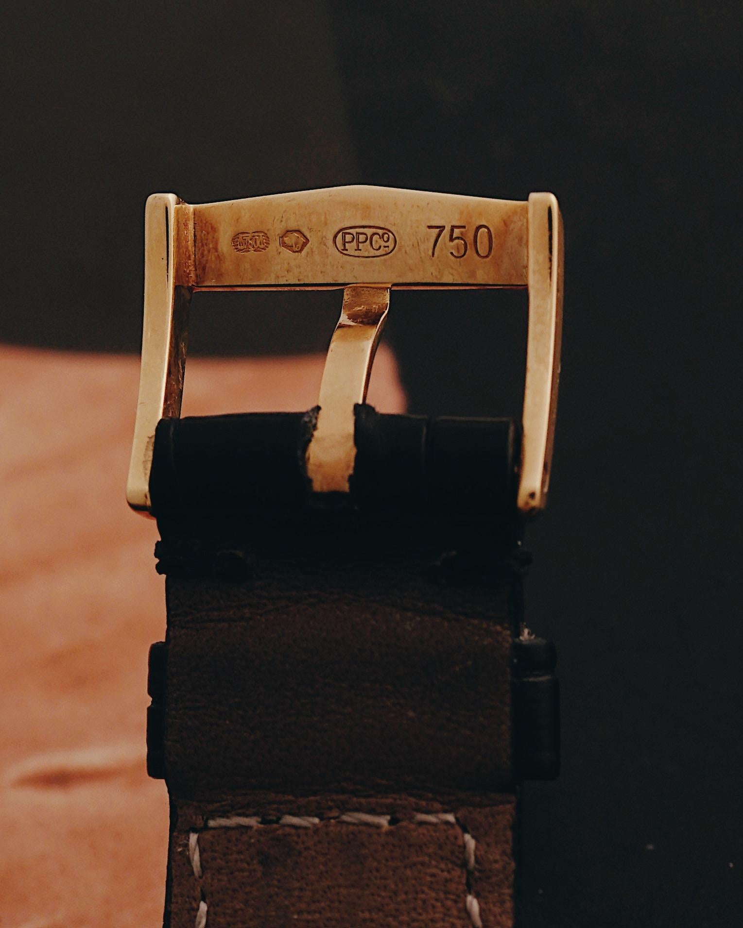 Patek Philippe, élégante et rare montre-bracelet en or 18 carats avec chronographe Ref. 130, 1947 Unisexe en vente