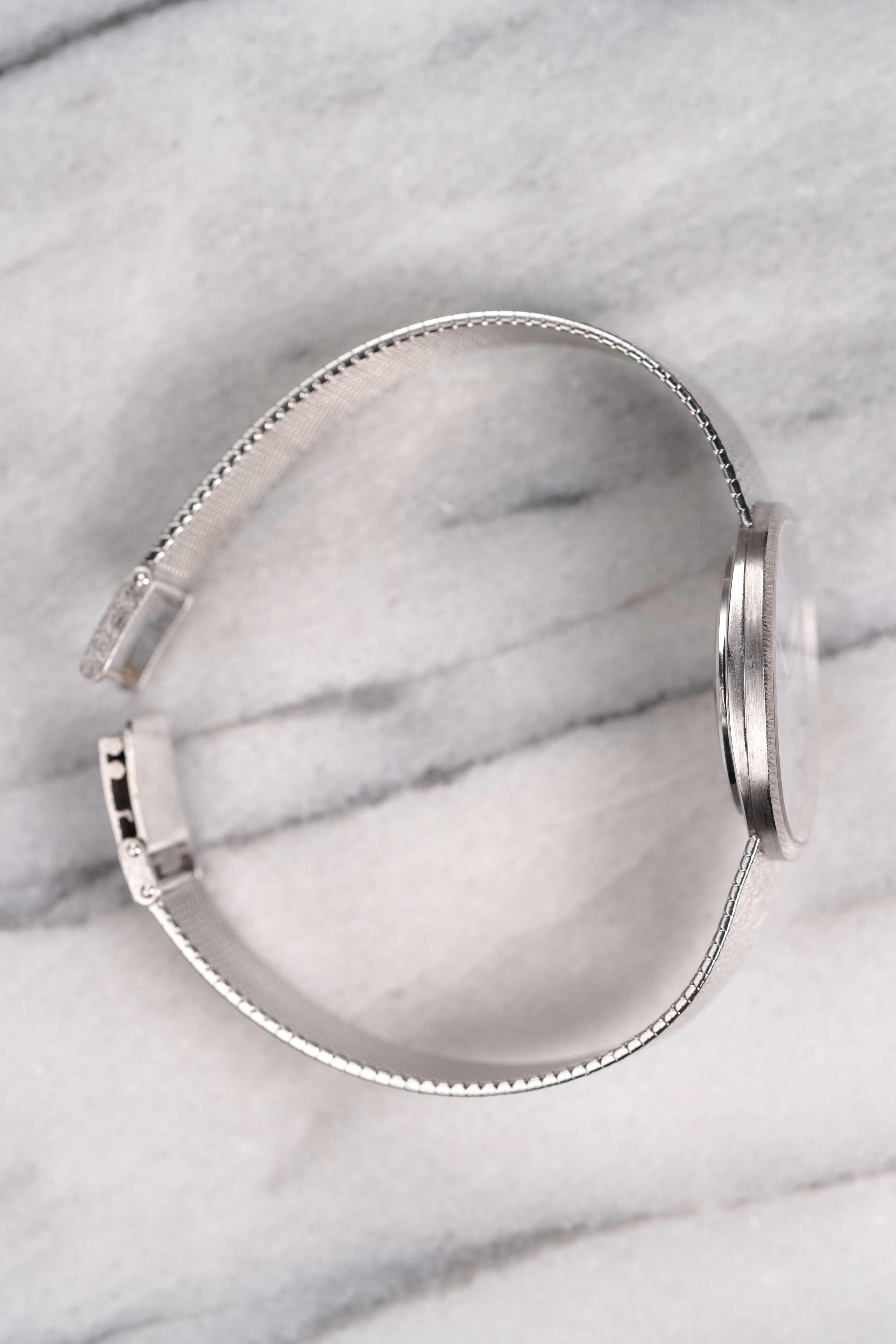De las mujeres Patek Philippe Ellipse de oro blanco de 18 quilates, años 80 en venta