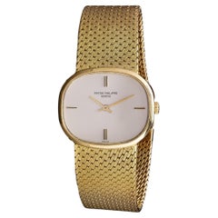 Patek Philippe ellipse 18kt Yellow Gold Manual Wind Wristwatch.