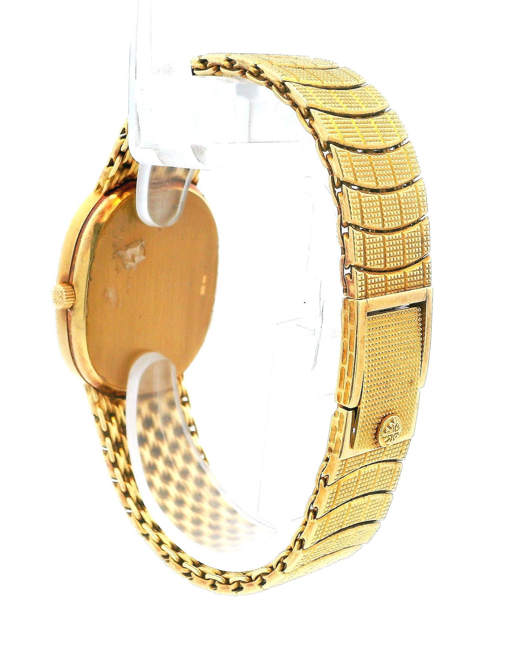 Patek Philippe Ellipse 3987 18K Gelbgold Hobnail Uhr im Angebot 3