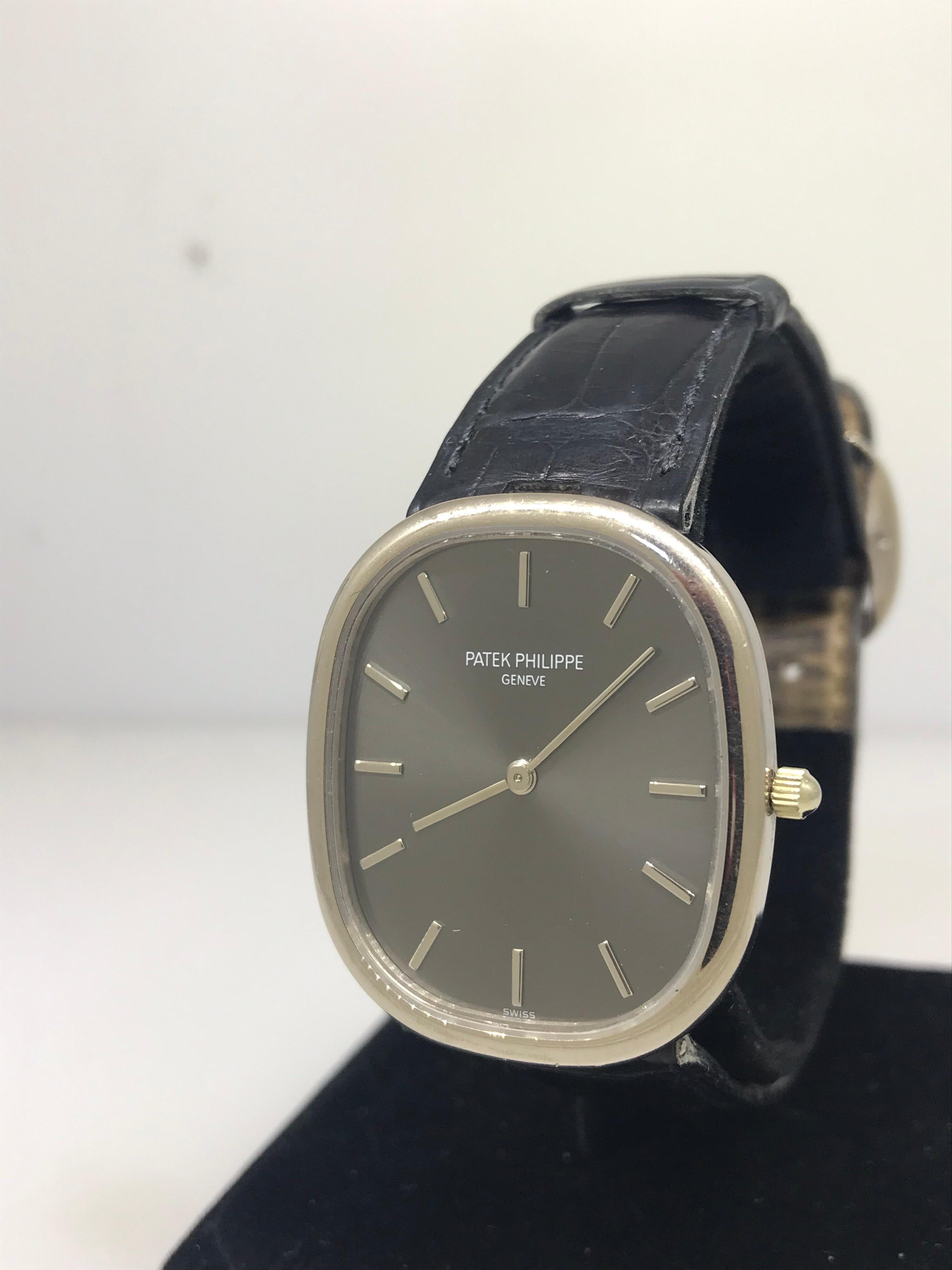 Patek Philippe Montre Ellipse pour homme en or blanc, automatique, cadran gris 3738/100G Bon état - En vente à New York, NY