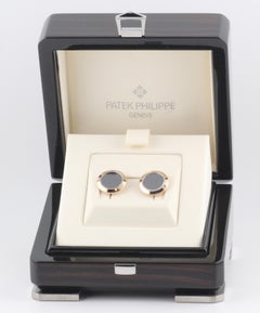 Patek Philippe Engraved Onyx 18k Rose Gold Calatrava Cufflinks 205.9107R001
