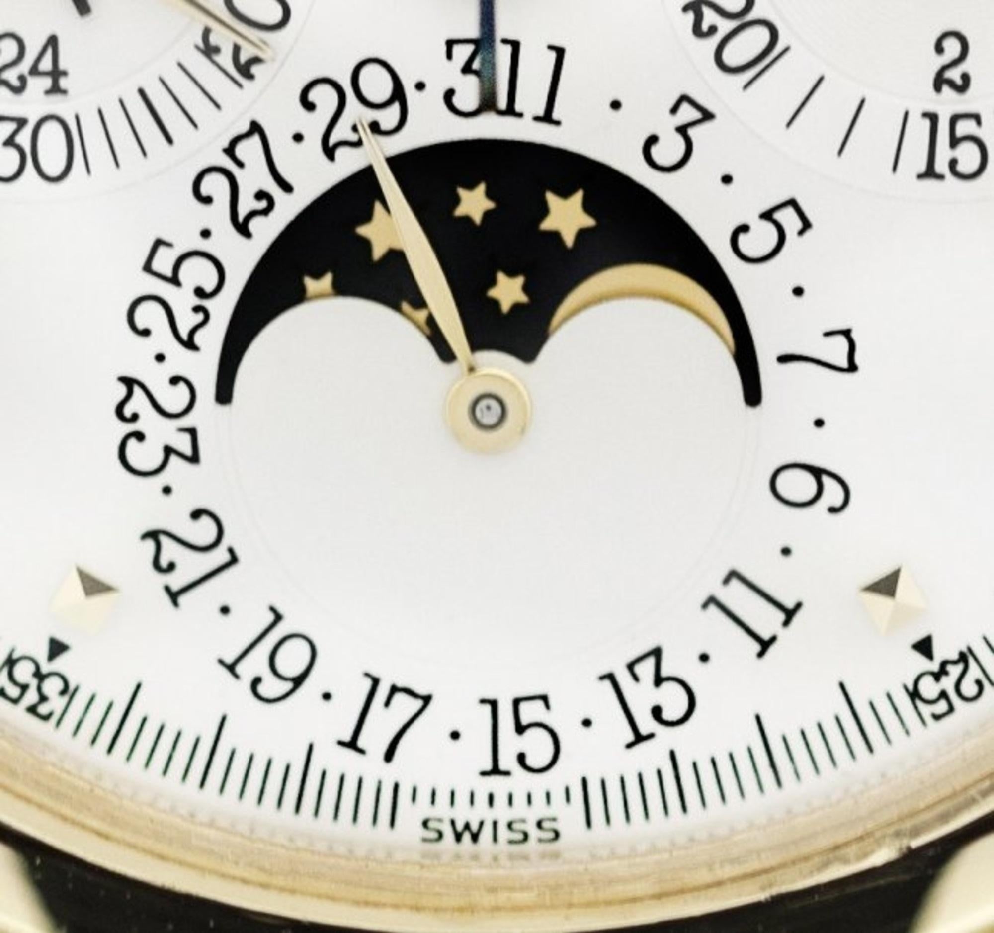 Patek Philippe Montre chronographe à calendrier perpétuel en or jaune fin avec phases de la lune en vente 2