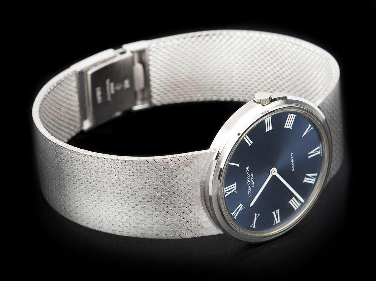 Patek Philippe for Asprey White Gold Calatrava Blue Dial Automatic Wristwatch In Good Condition In Mayfair, London, London